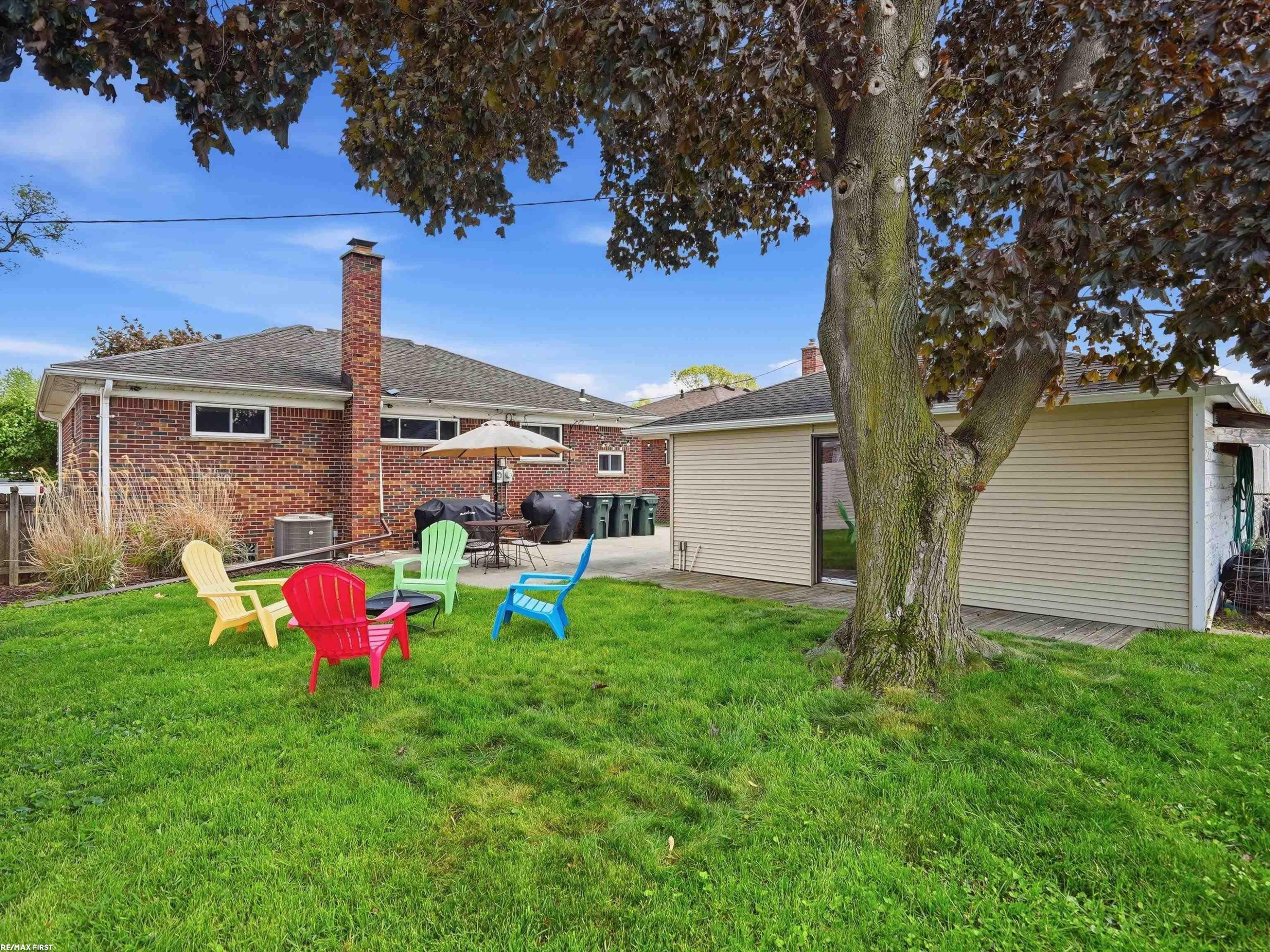 26301 San Rosa Drive, Saint Clair Shores, MI 48081 — Photo 33