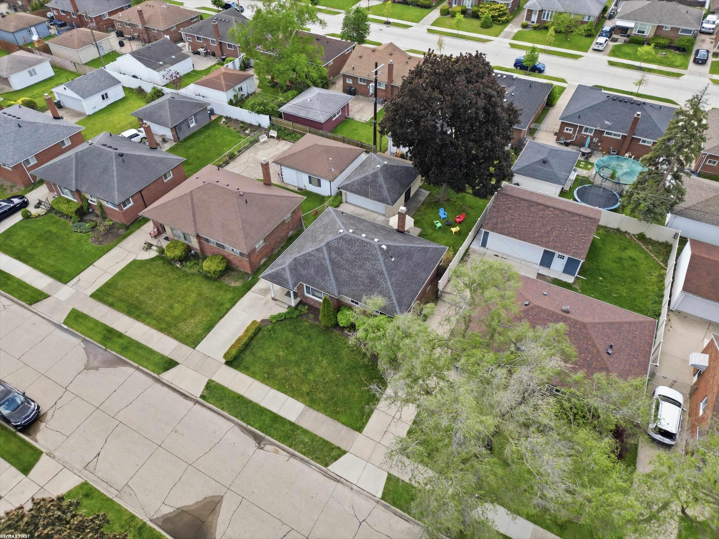 26301 San Rosa Drive, Saint Clair Shores, MI 48081 — Photo 34