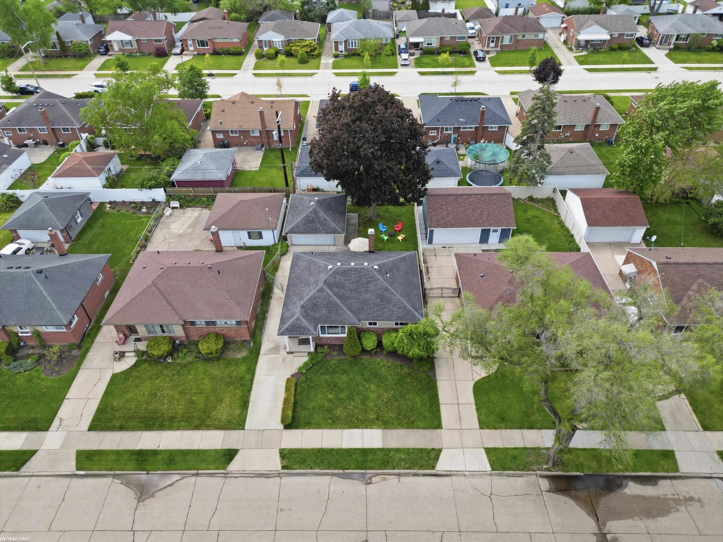 26301 San Rosa Drive, Saint Clair Shores, MI 48081 — Photo 35