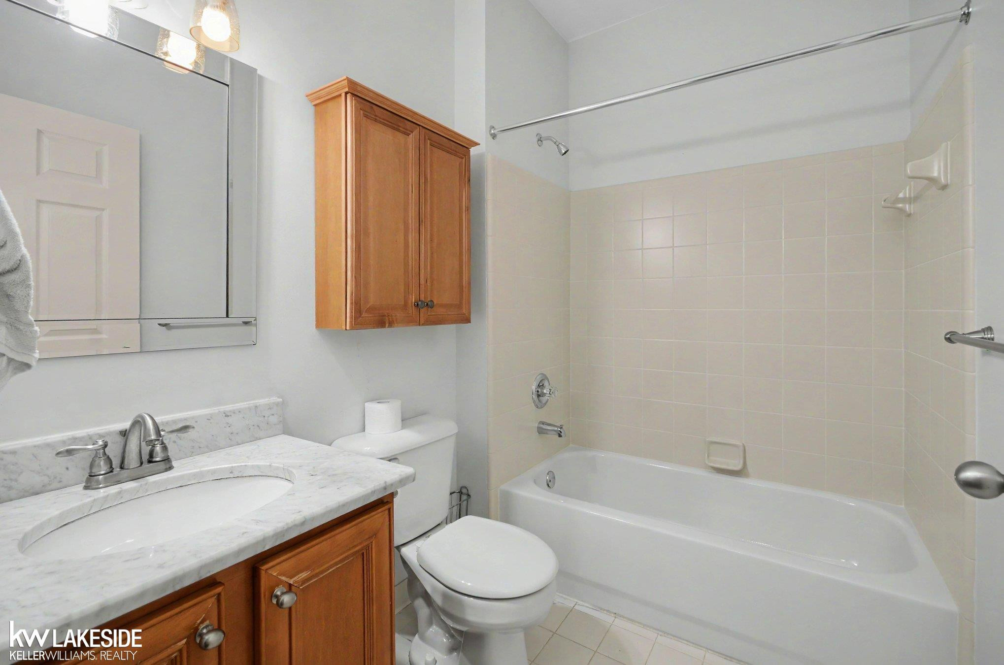 13640 Silver Birch Circle, Utica, MI 48315 — Photo 9