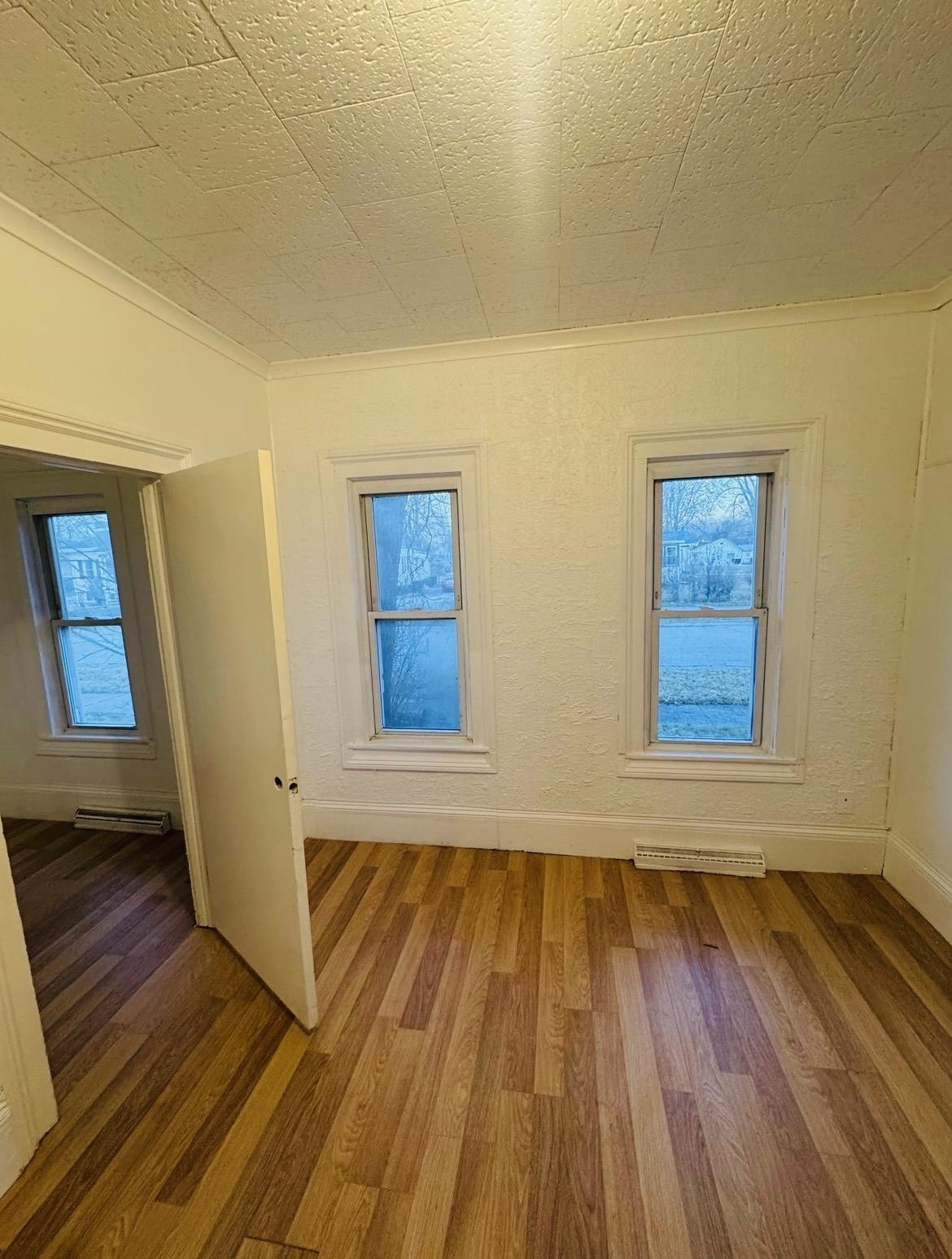 402 Oak Street, Saginaw, MI 48604 — Photo 9