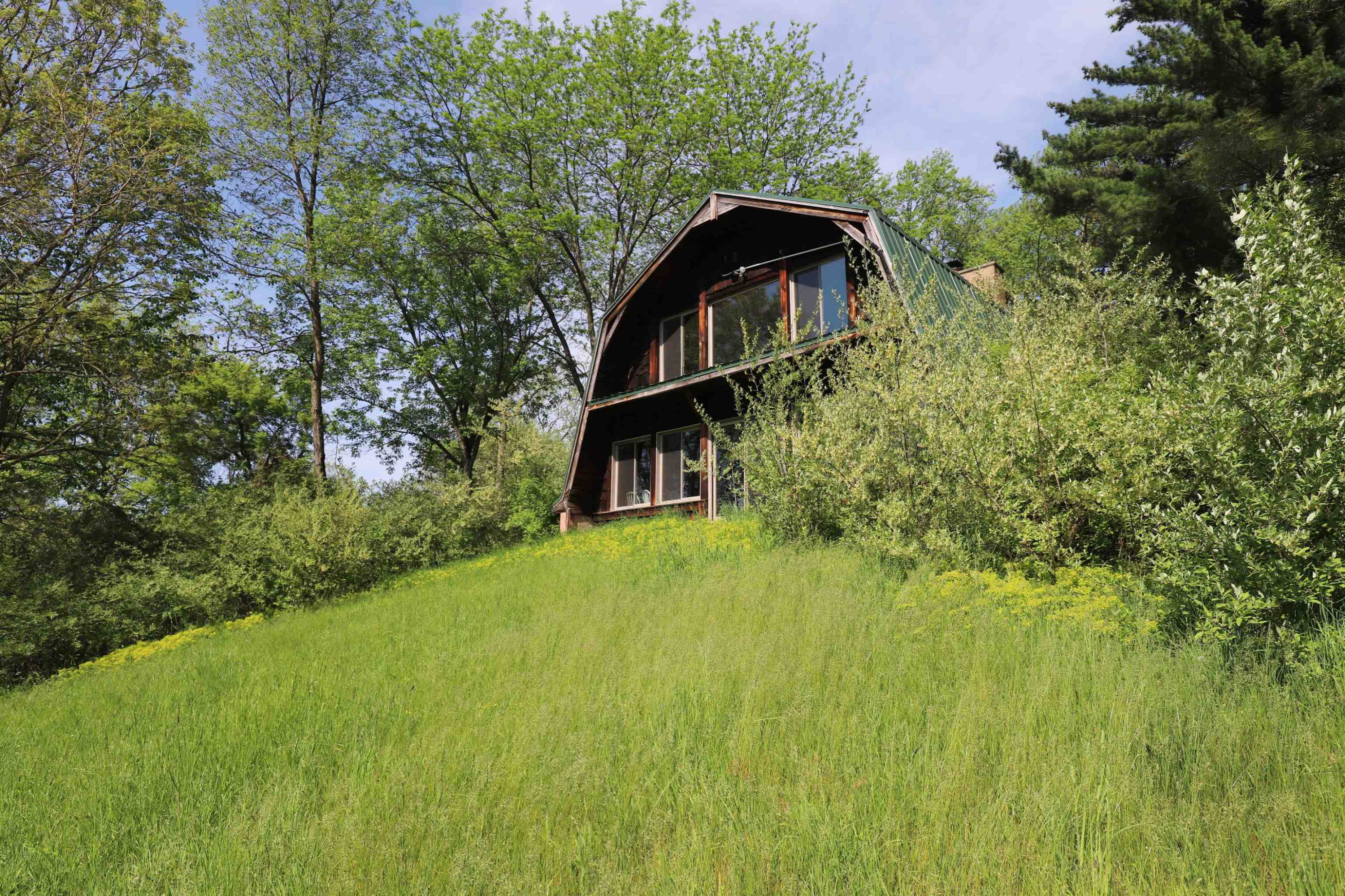 12215 Lillie Road, Byron, MI 48418 — front exterior