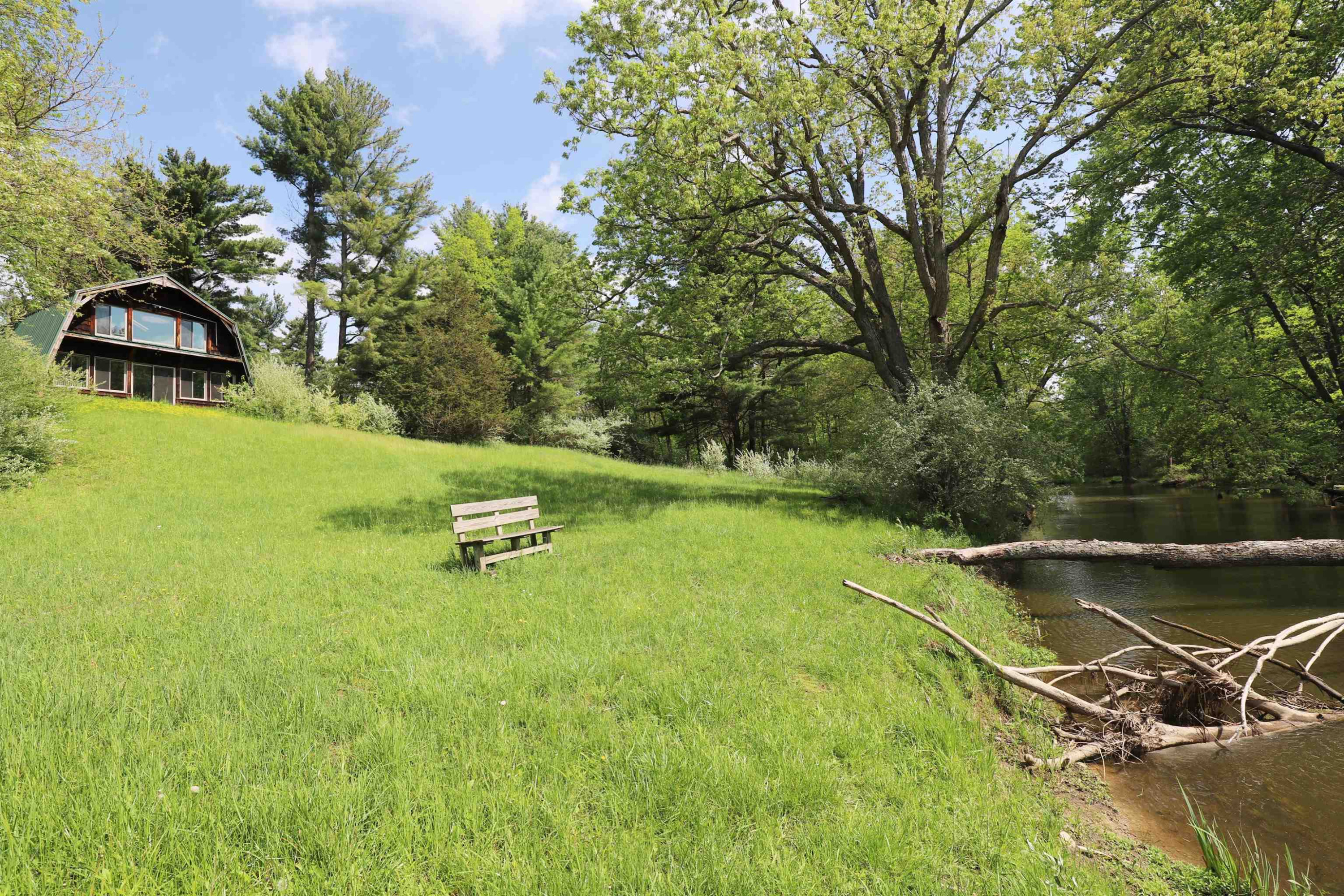 12215 Lillie Road, Byron, MI 48418 — Photo 32
