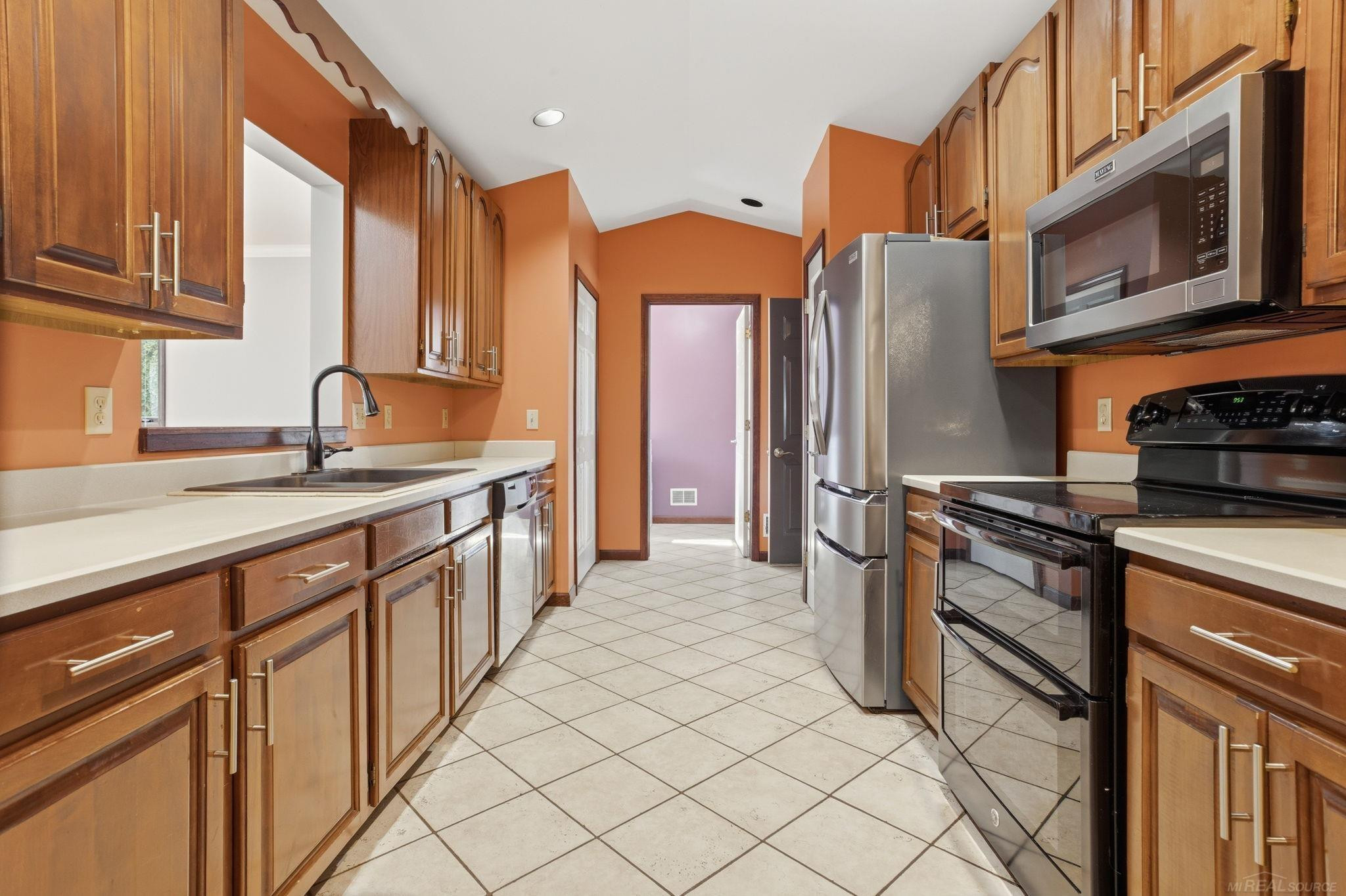 3318 Richards Road, Port Huron, MI 48060 — Photo 6