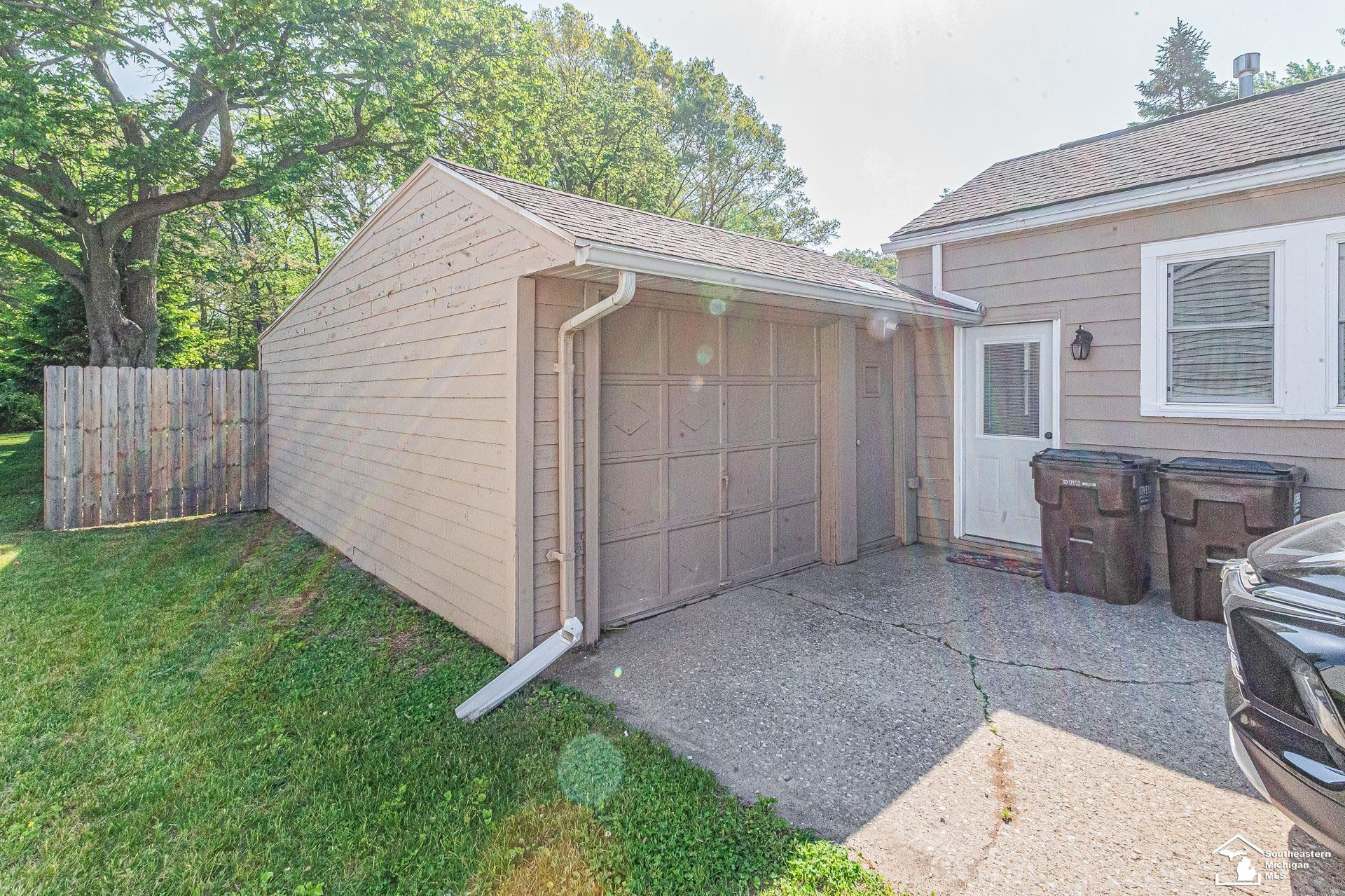 6966 Summerfield Road, Temperance, MI 48182 — Photo 4