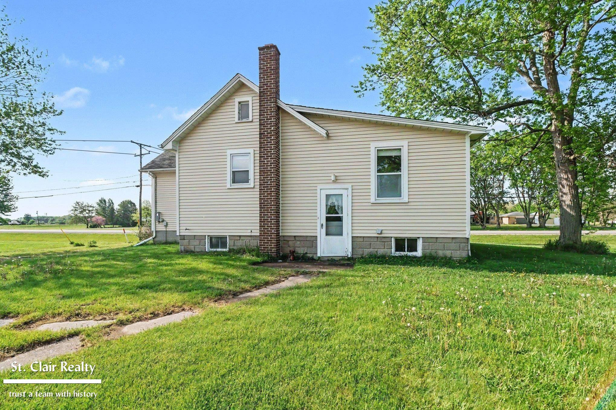 6556 Fred W. Moore Highway, MI 48079 — Photo 3