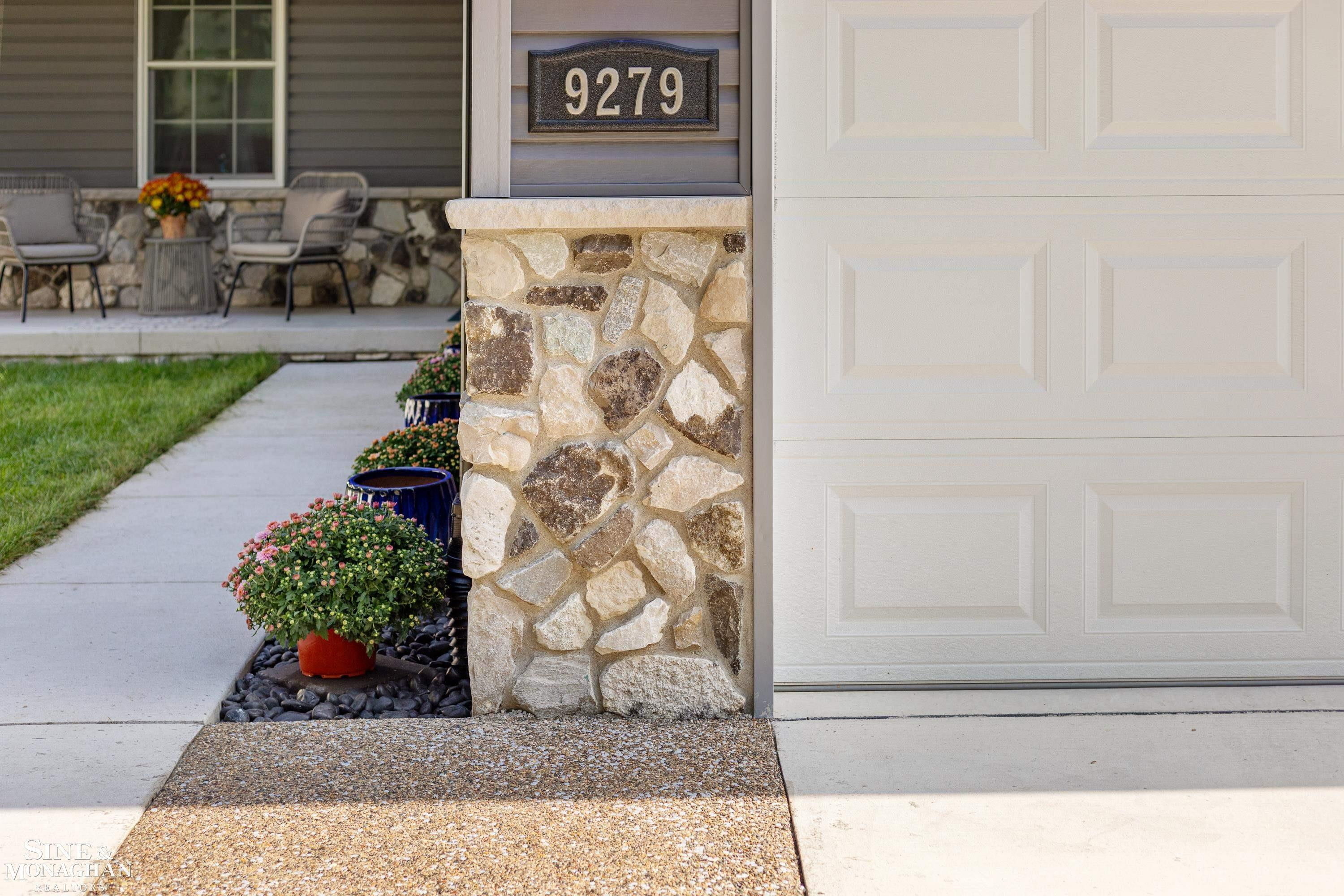 9279 Oakdale Street, MI 48001 — Photo 2