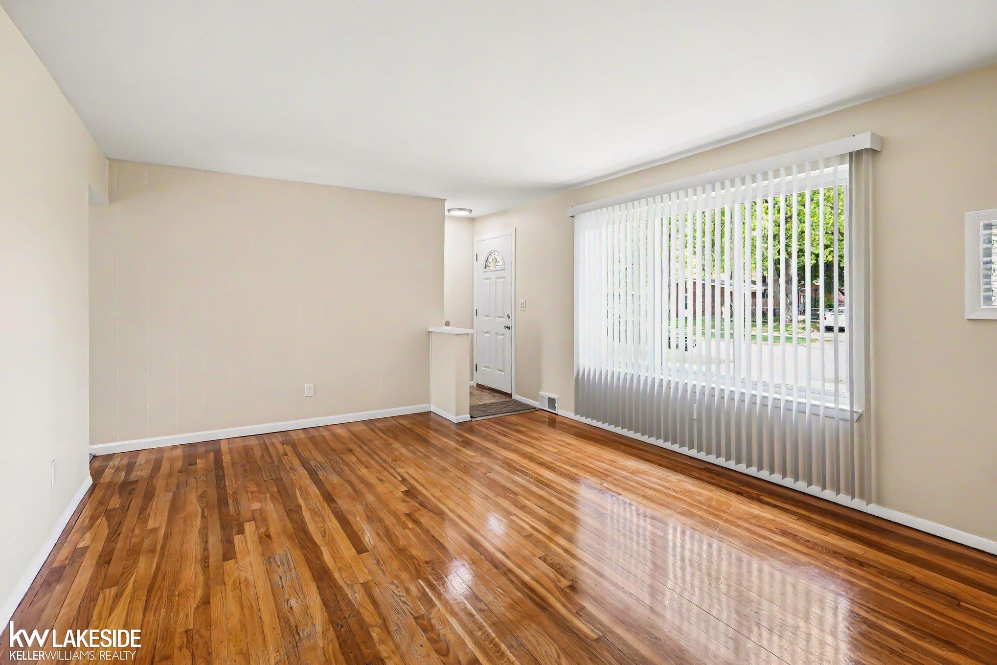 35619 Seville Street, Clinton Twp, MI 48035 — Photo 7
