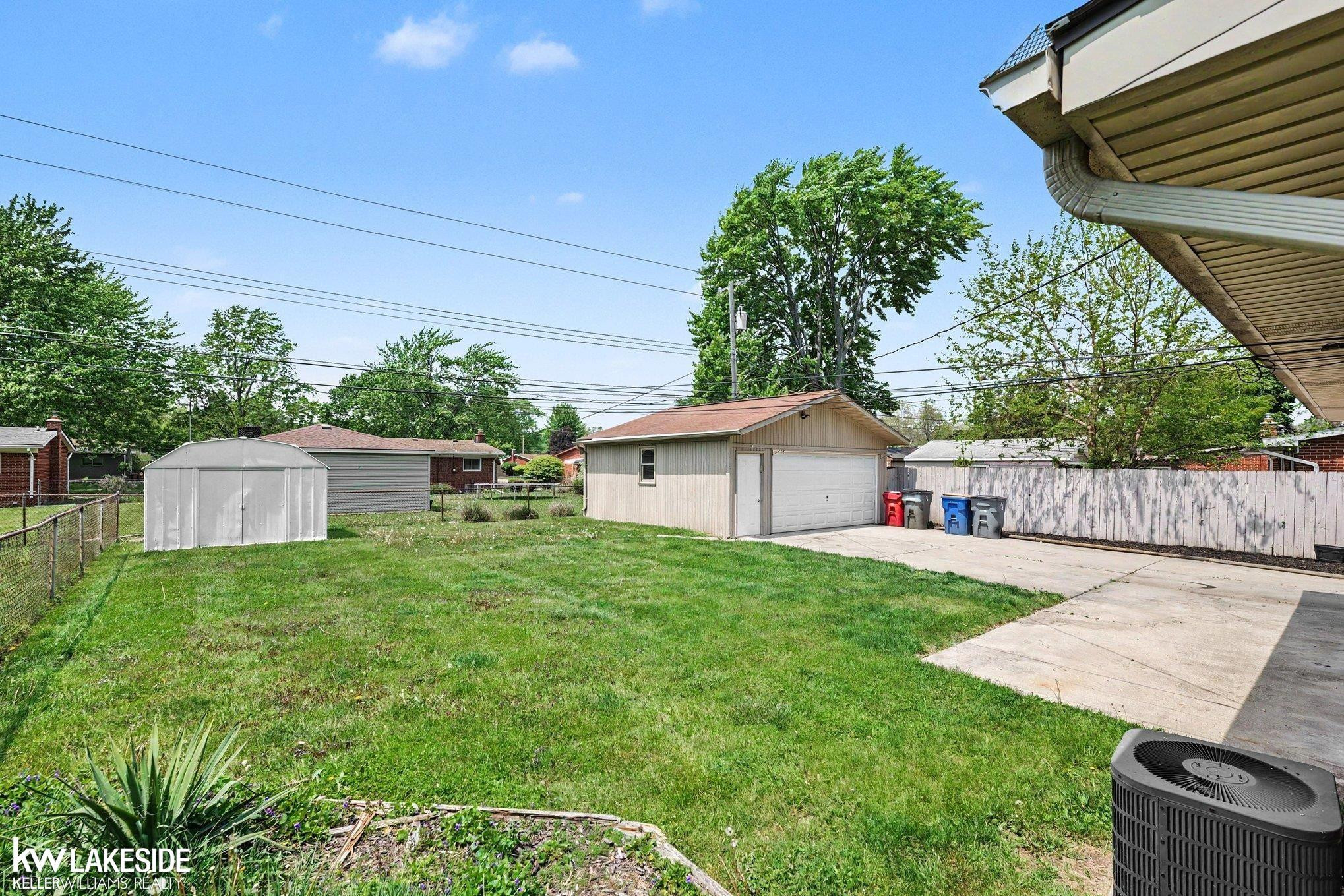 35619 Seville Street, Clinton Twp, MI 48035 — Photo 25