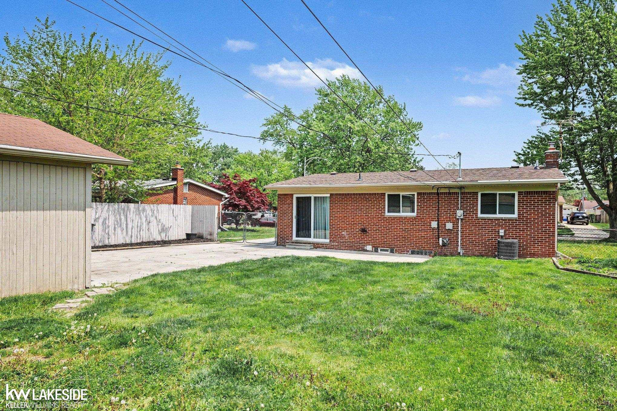 35619 Seville Street, Clinton Twp, MI 48035 — Photo 26