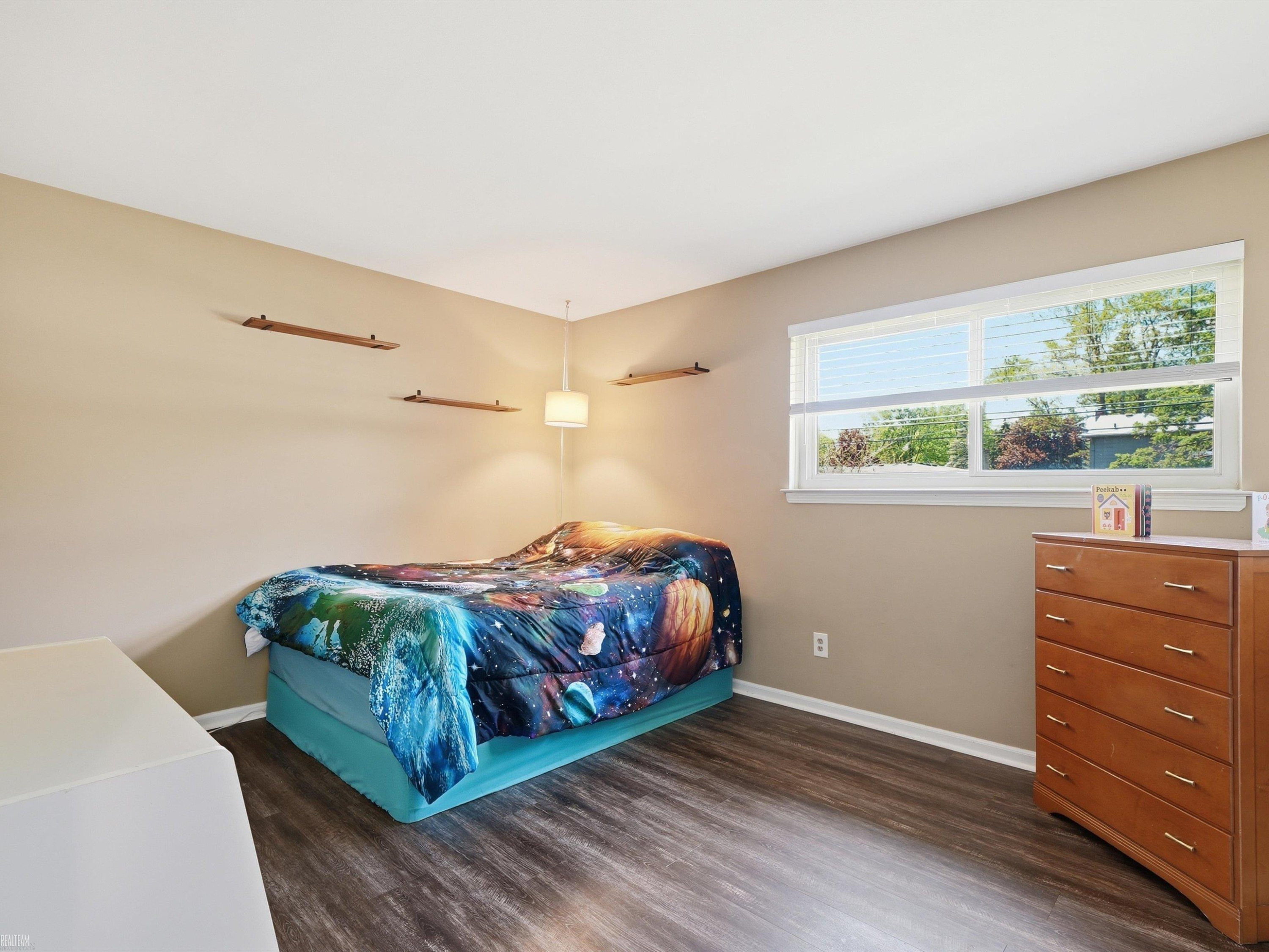 45553 Klingkammer Street, Utica, MI 48317 — Photo 17