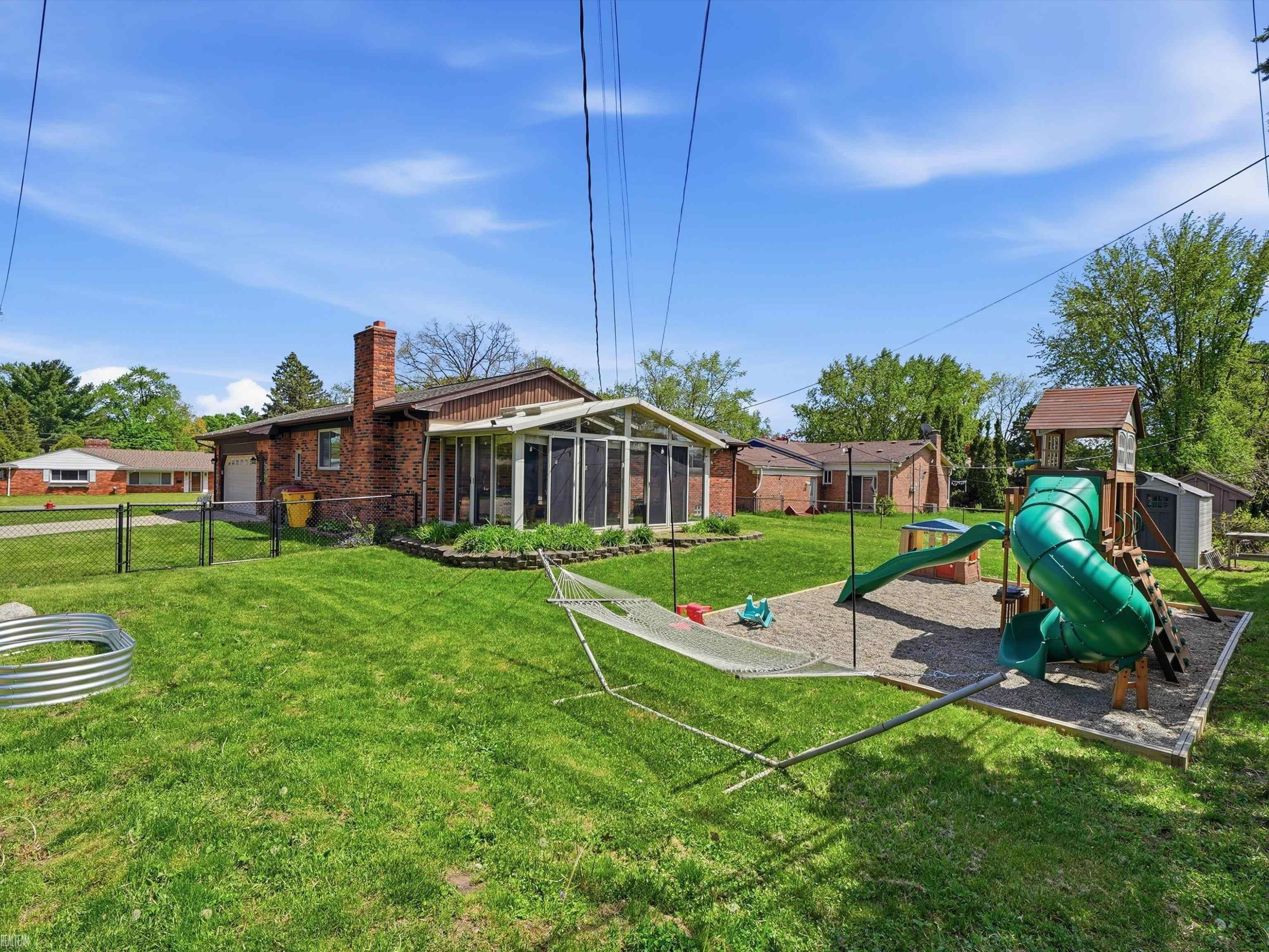 45553 Klingkammer Street, Utica, MI 48317 — Photo 30