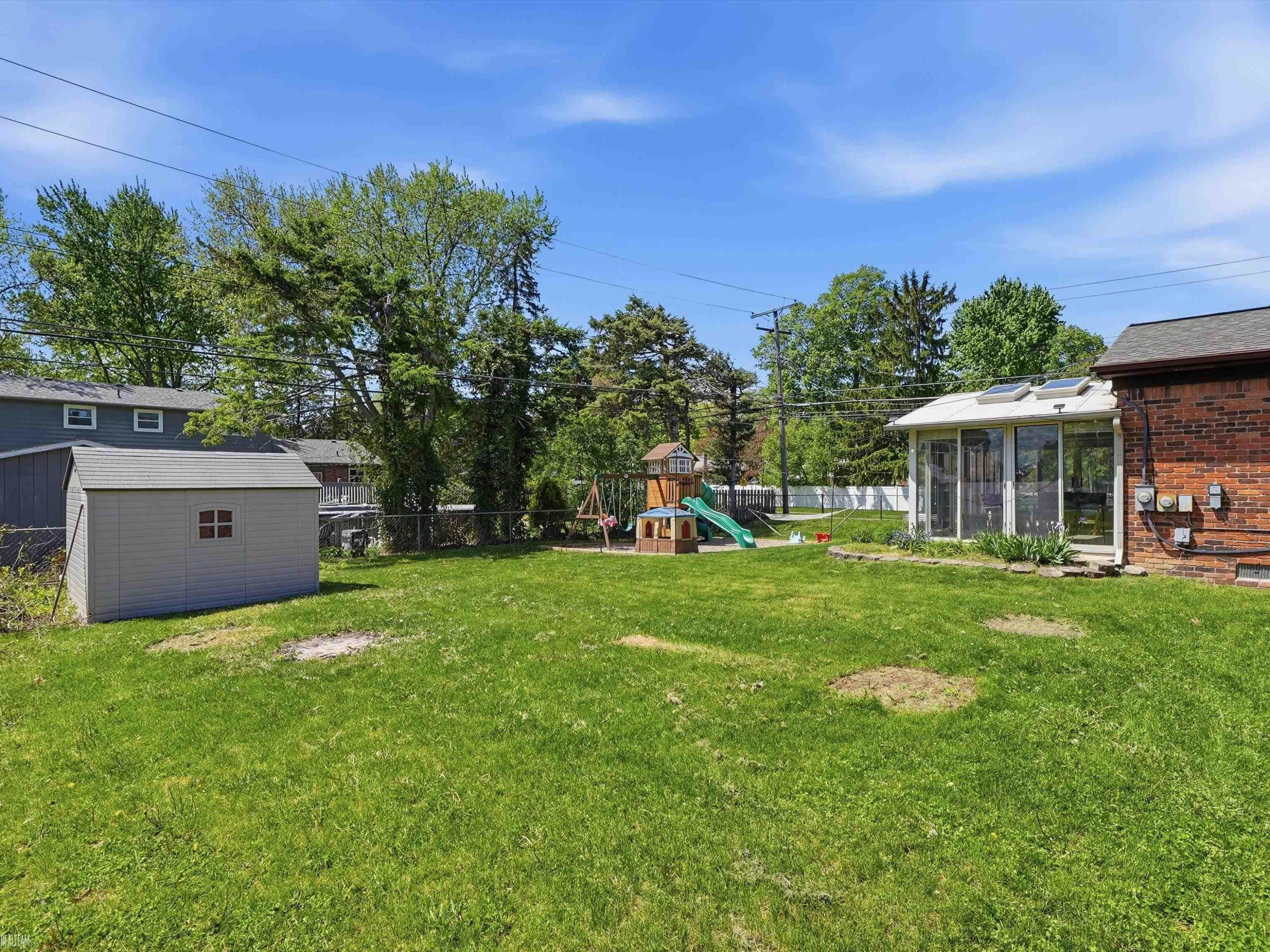 45553 Klingkammer Street, Utica, MI 48317 — Photo 32