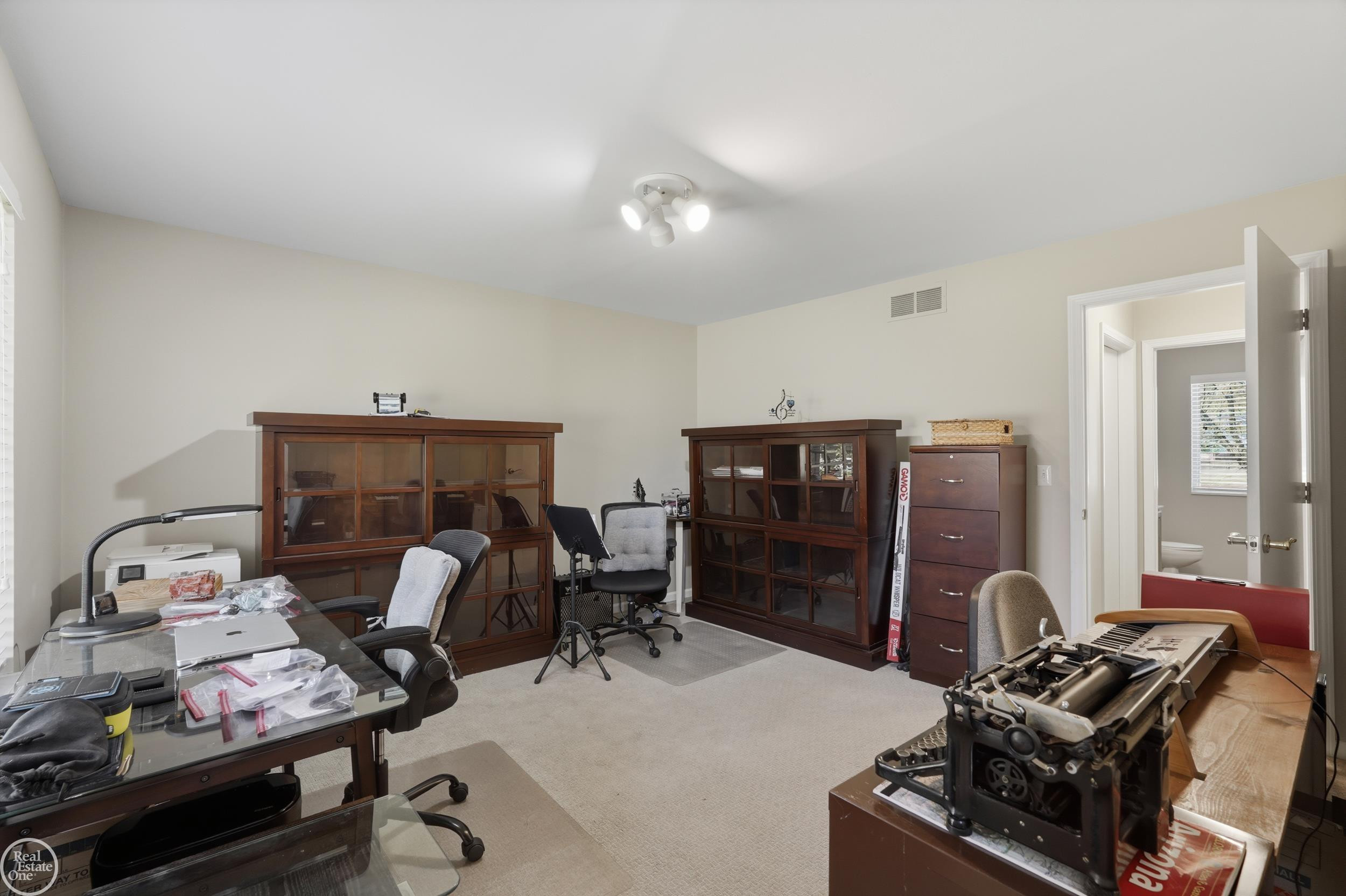 7554 Cedar Creek Drive, White Lake, MI 48383 — Photo 19
