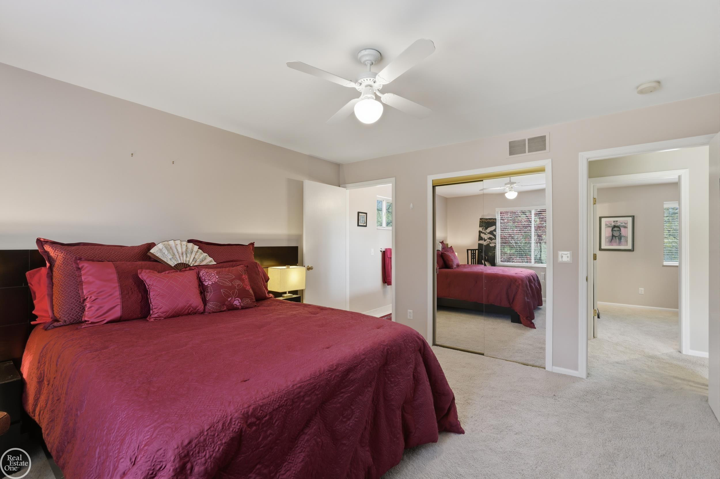 7554 Cedar Creek Drive, White Lake, MI 48383 — Photo 28