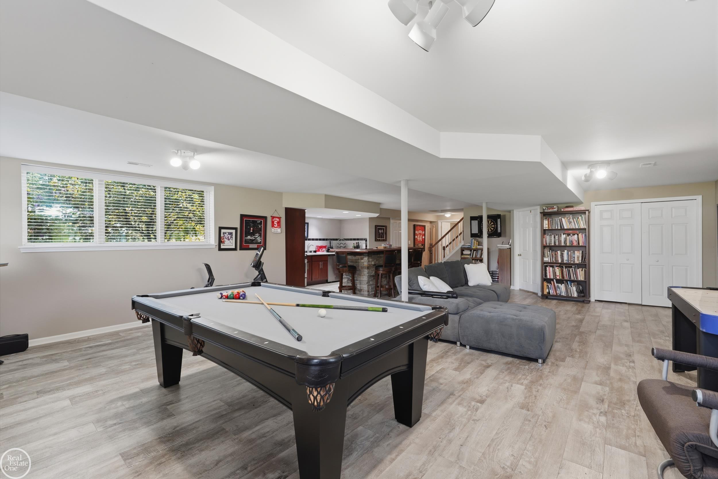 7554 Cedar Creek Drive, White Lake, MI 48383 — Photo 37
