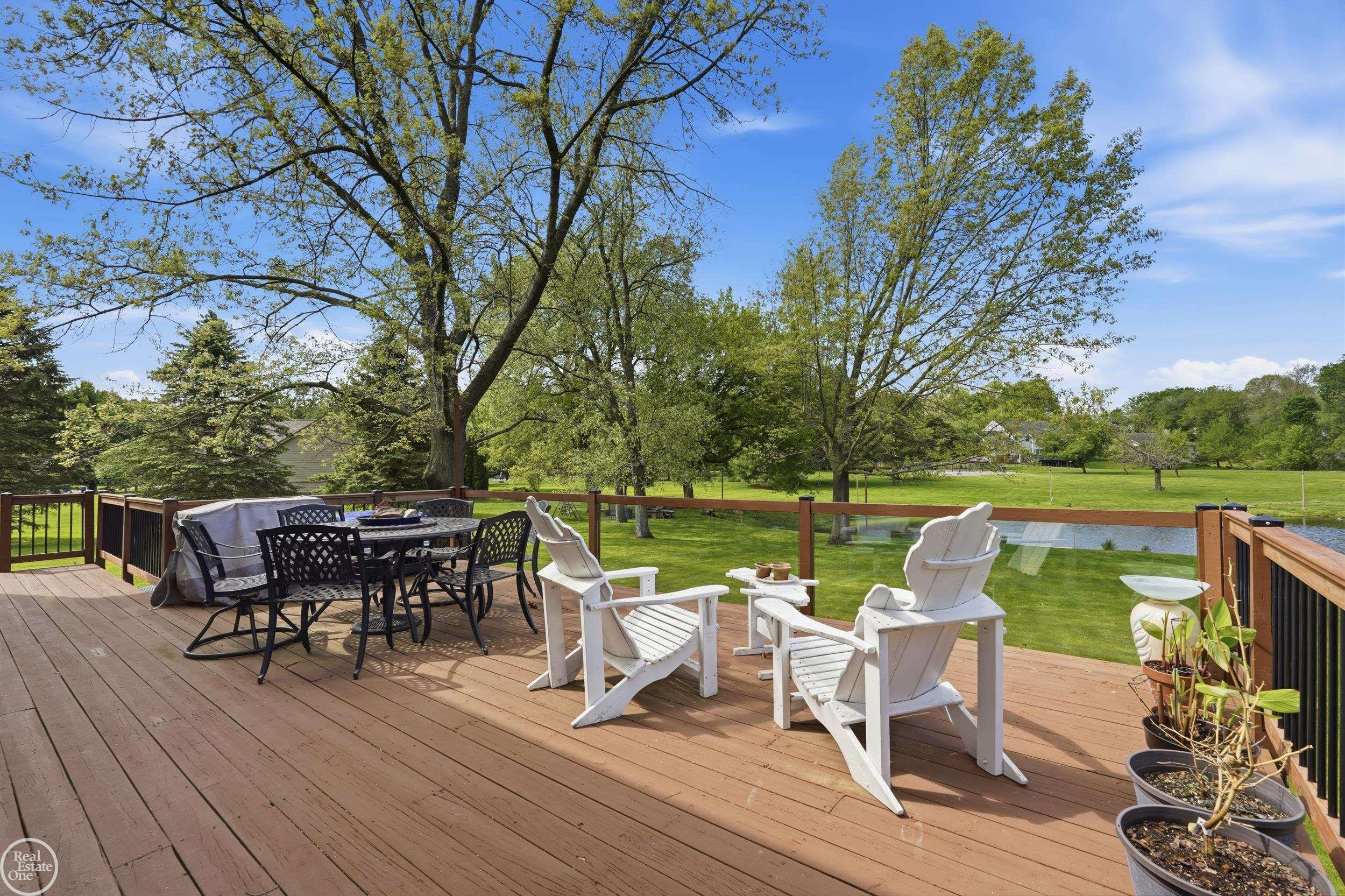 7554 Cedar Creek Drive, White Lake, MI 48383 — Photo 42