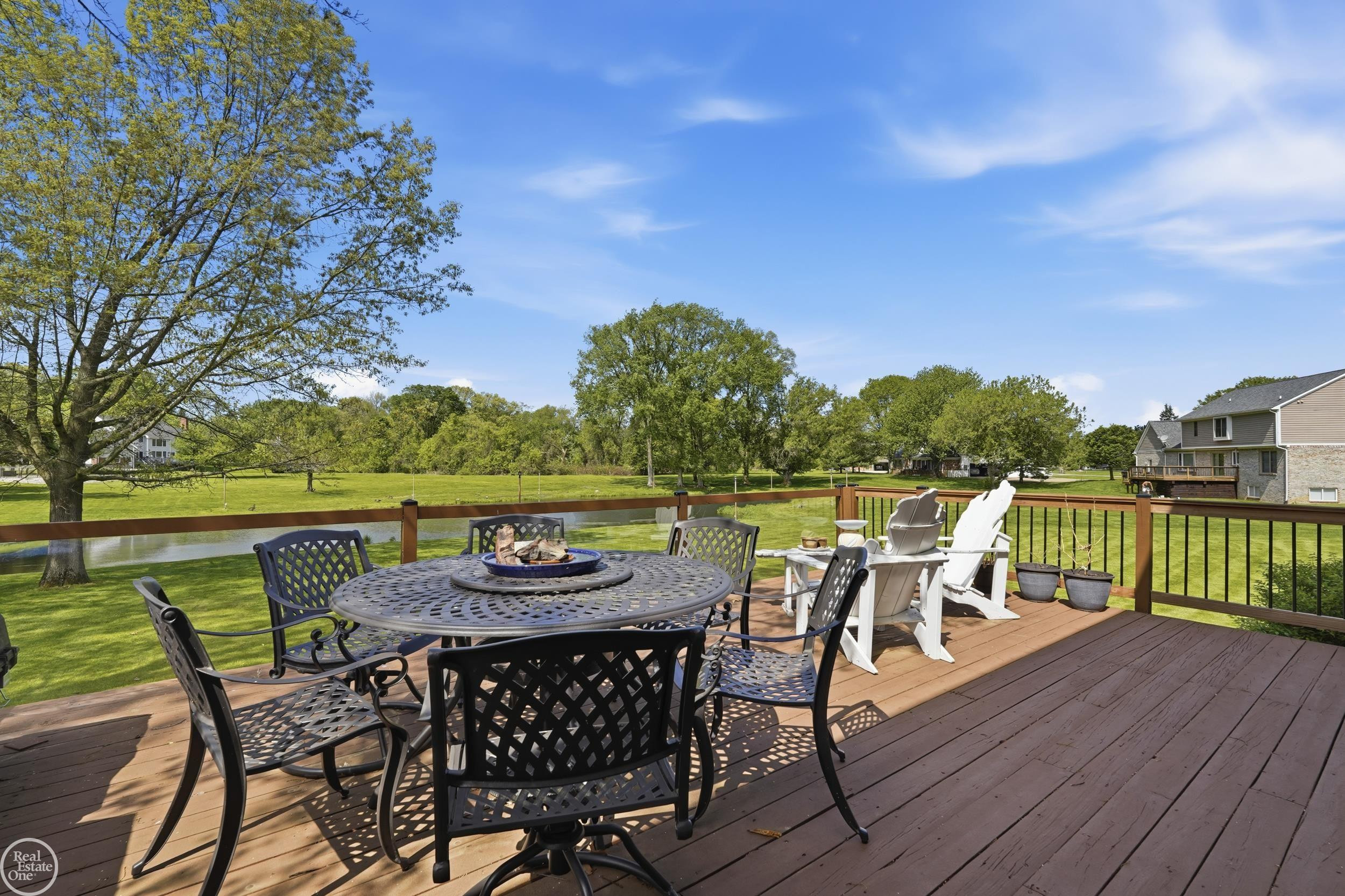 7554 Cedar Creek Drive, White Lake, MI 48383 — Photo 43