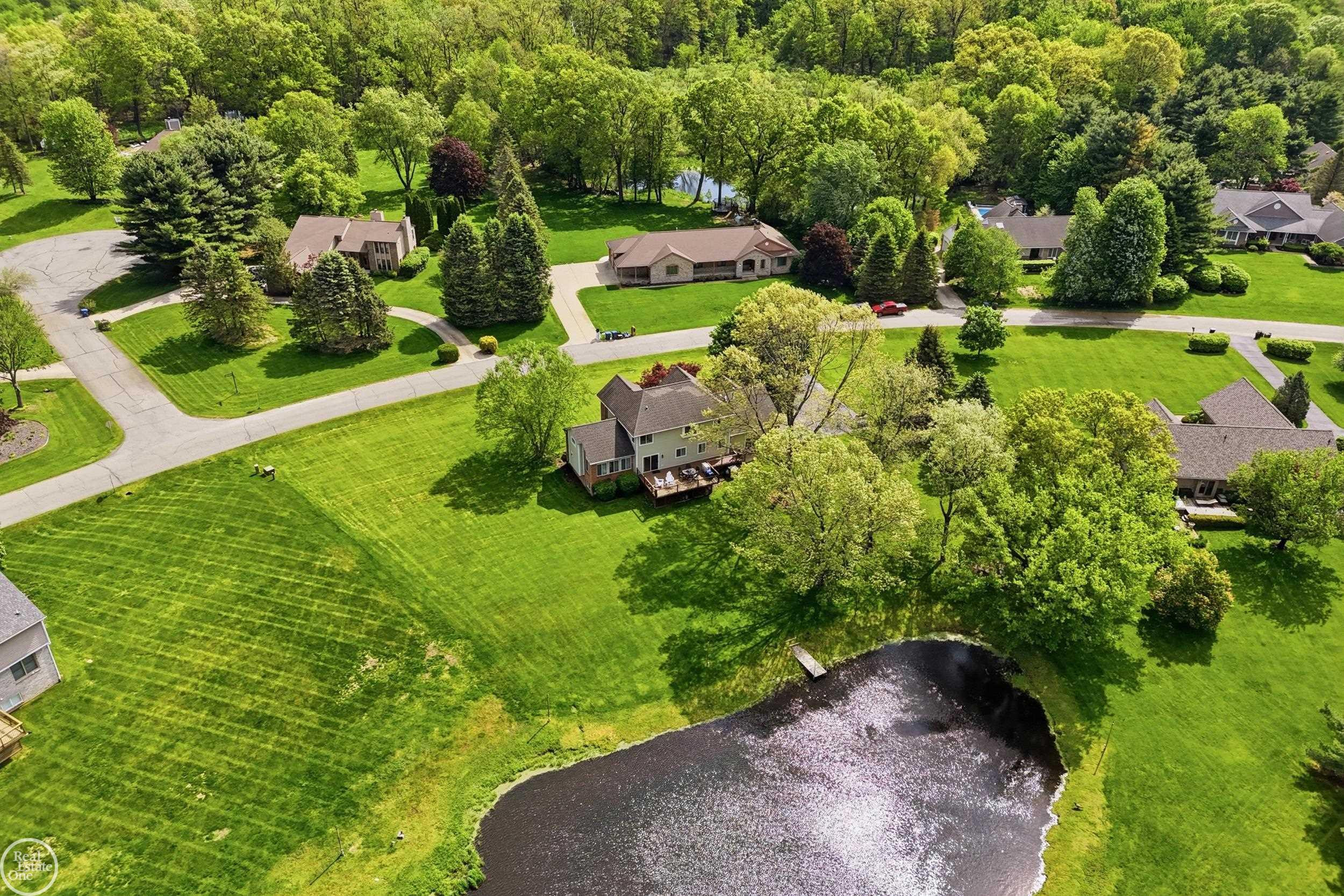 7554 Cedar Creek Drive, White Lake, MI 48383 — Photo 58