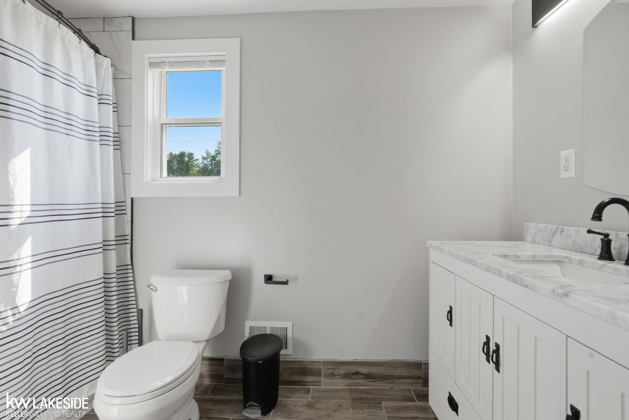 40916 Pickett Ridge Road, Sterling Heights, MI 48313 — Photo 18