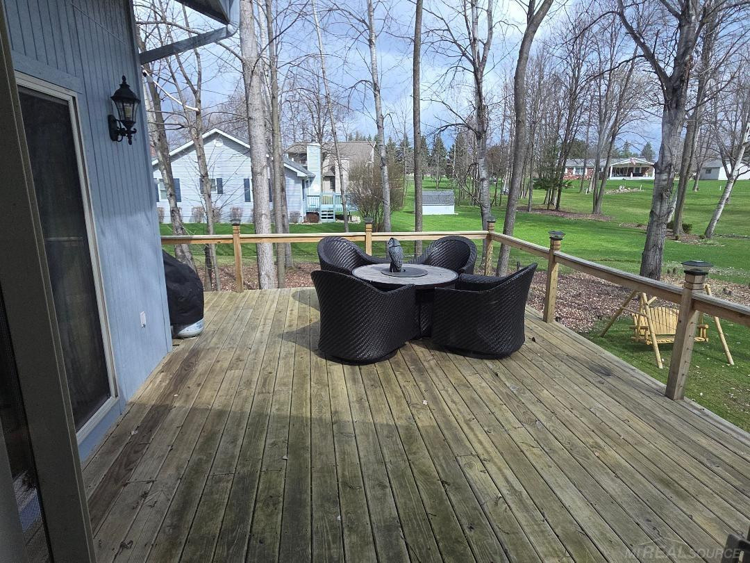 5700 Royal Court Court, MI 48624 — Photo 3