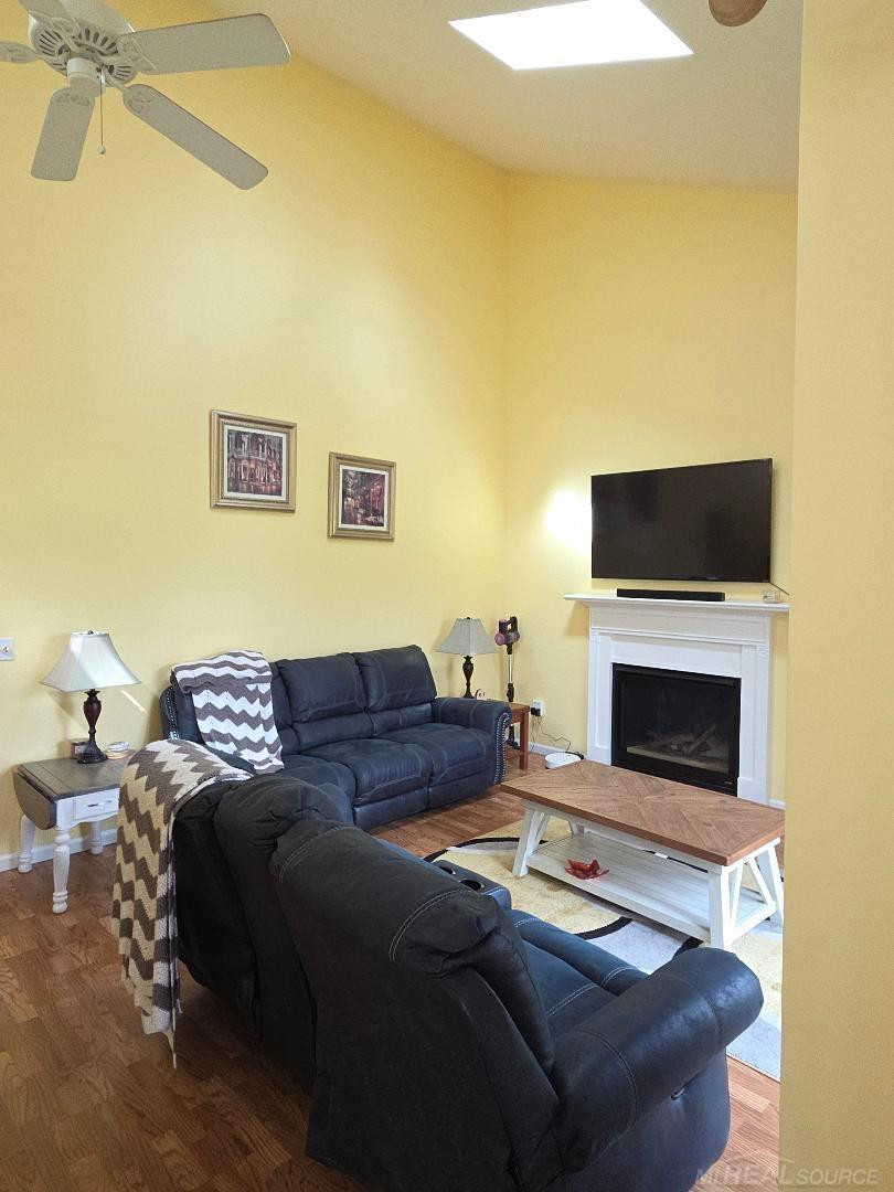 5700 Royal Court Court, MI 48624 — Photo 16