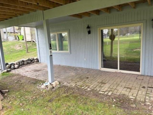 5700 Royal Court Court, MI 48624 — Photo 46