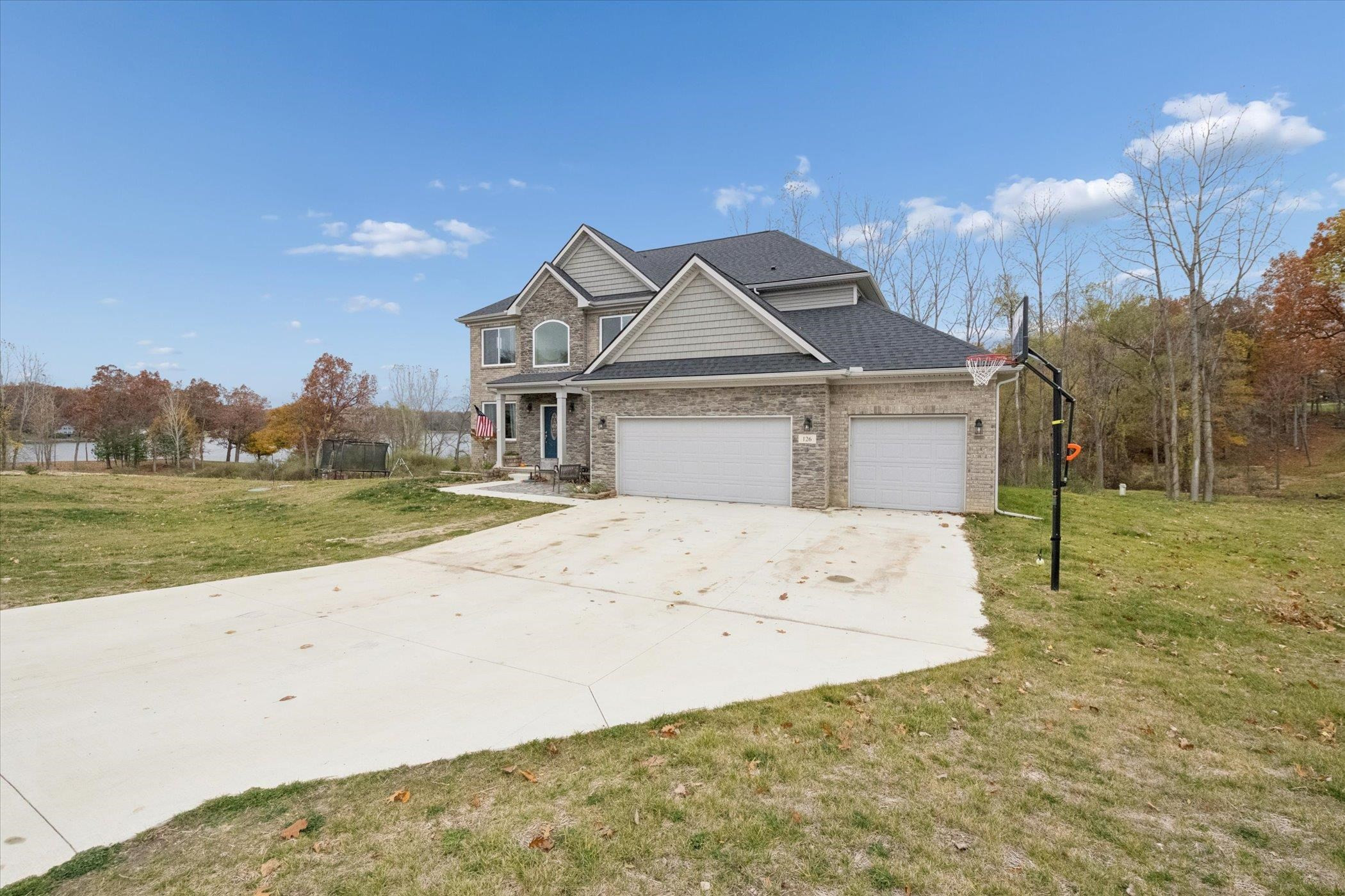 126 Parker Ln Lane, Ortonville, MI 48462 — Photo 4