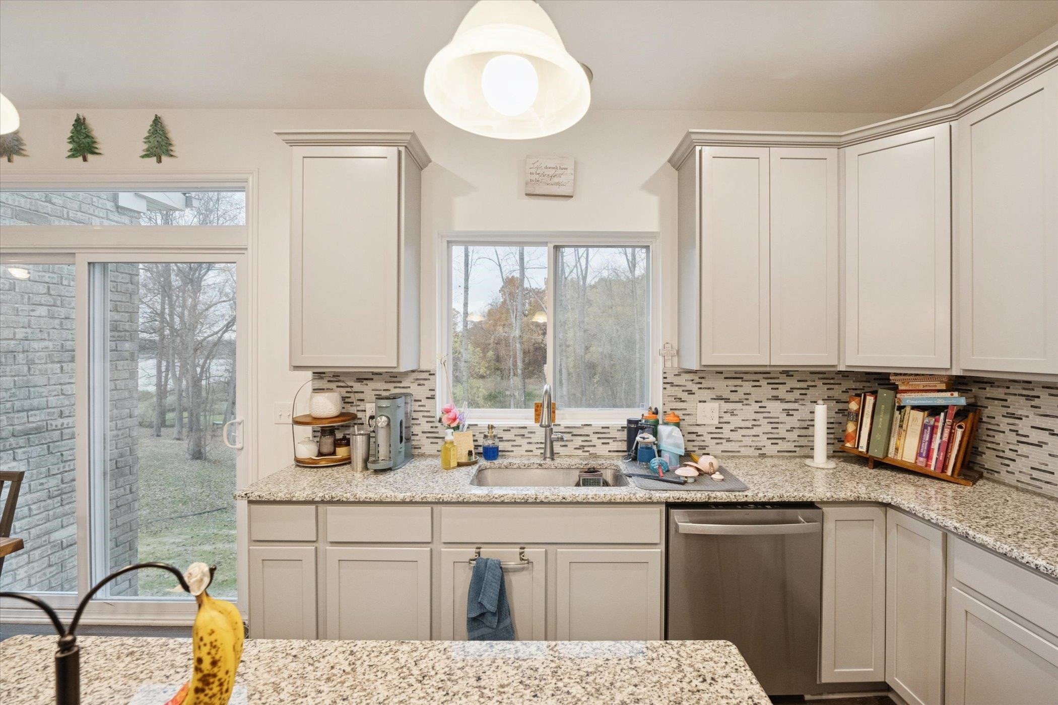 126 Parker Ln Lane, Ortonville, MI 48462 — Photo 18