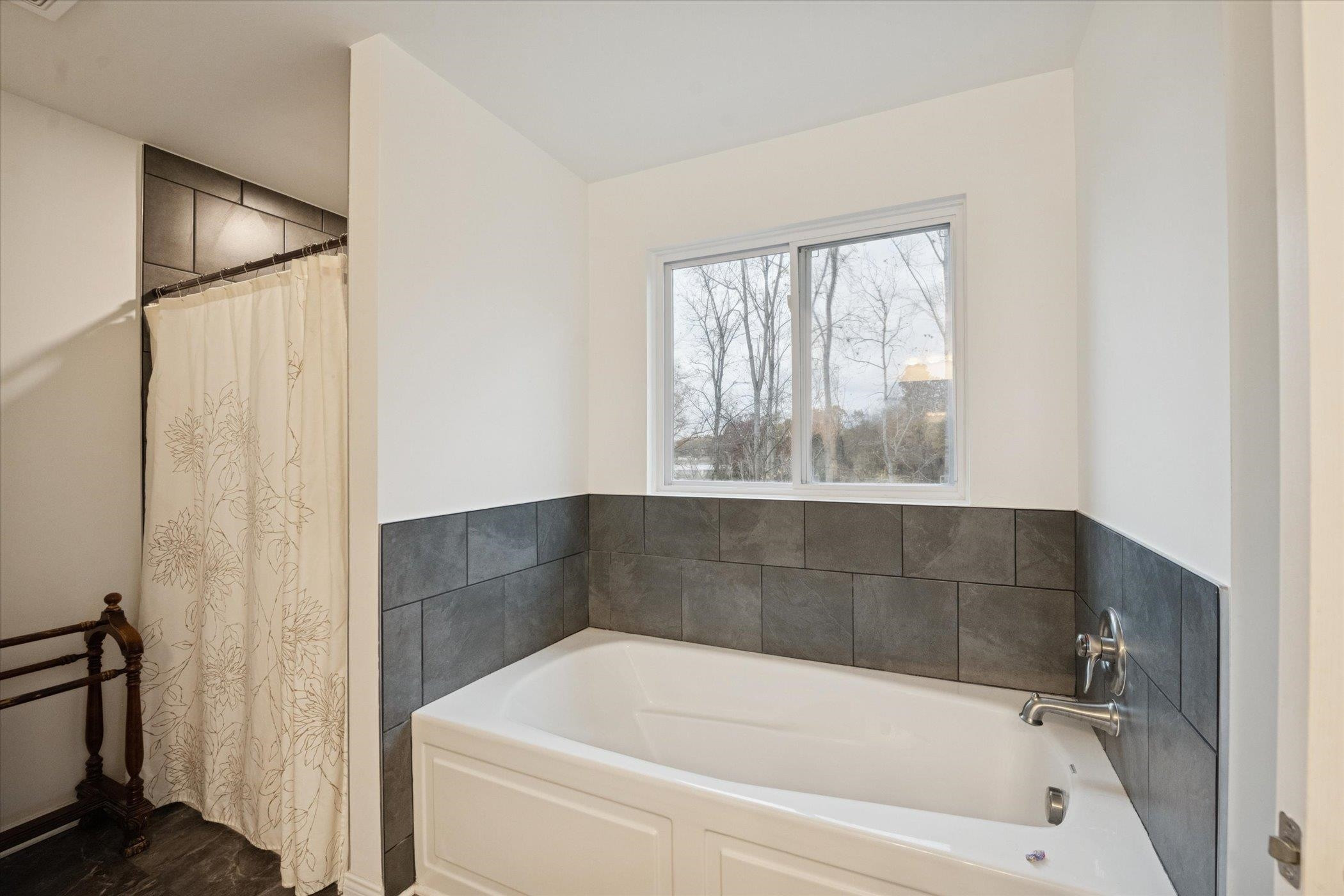 126 Parker Ln Lane, Ortonville, MI 48462 — Photo 34