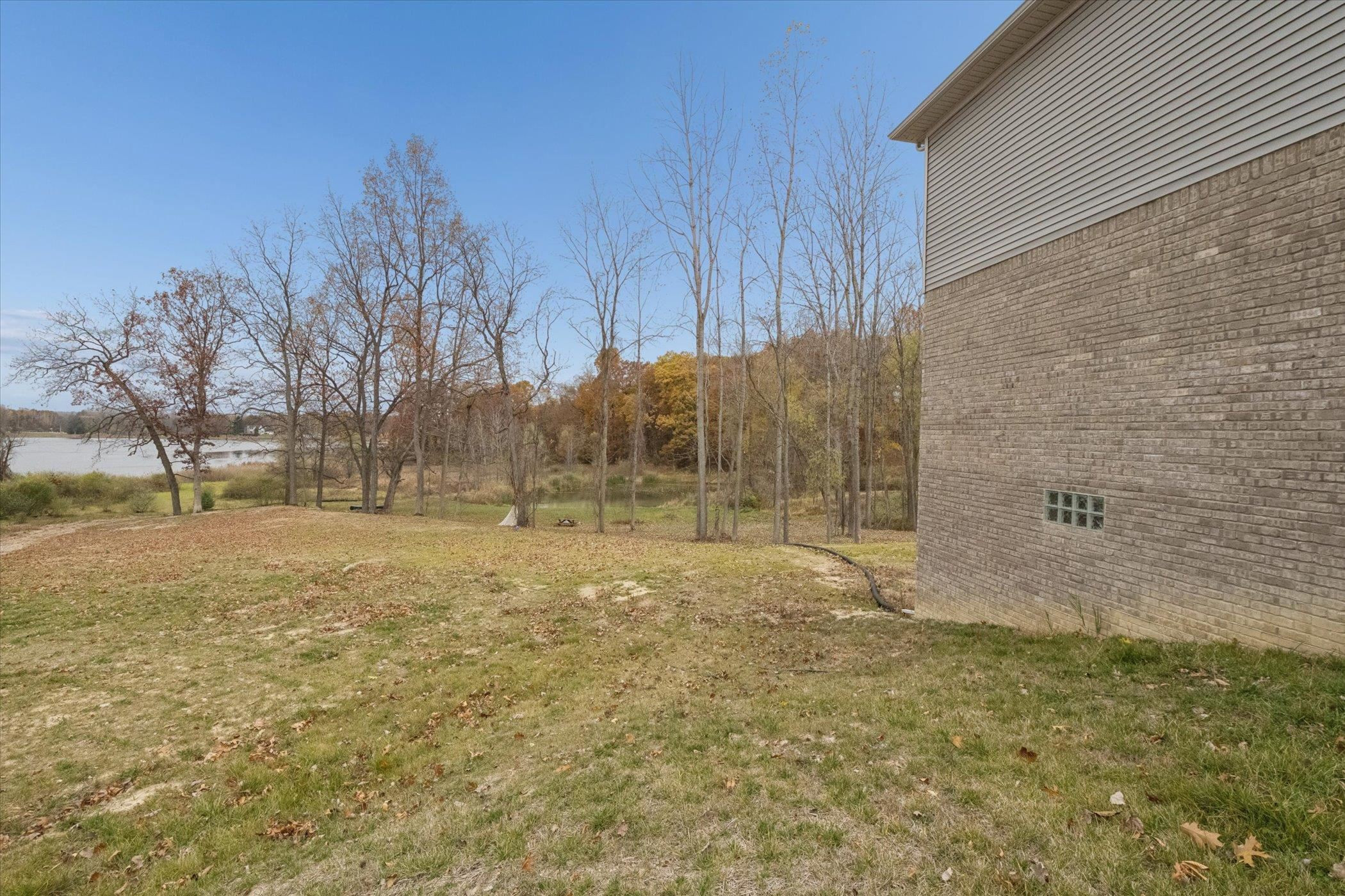 126 Parker Ln Lane, Ortonville, MI 48462 — Photo 79