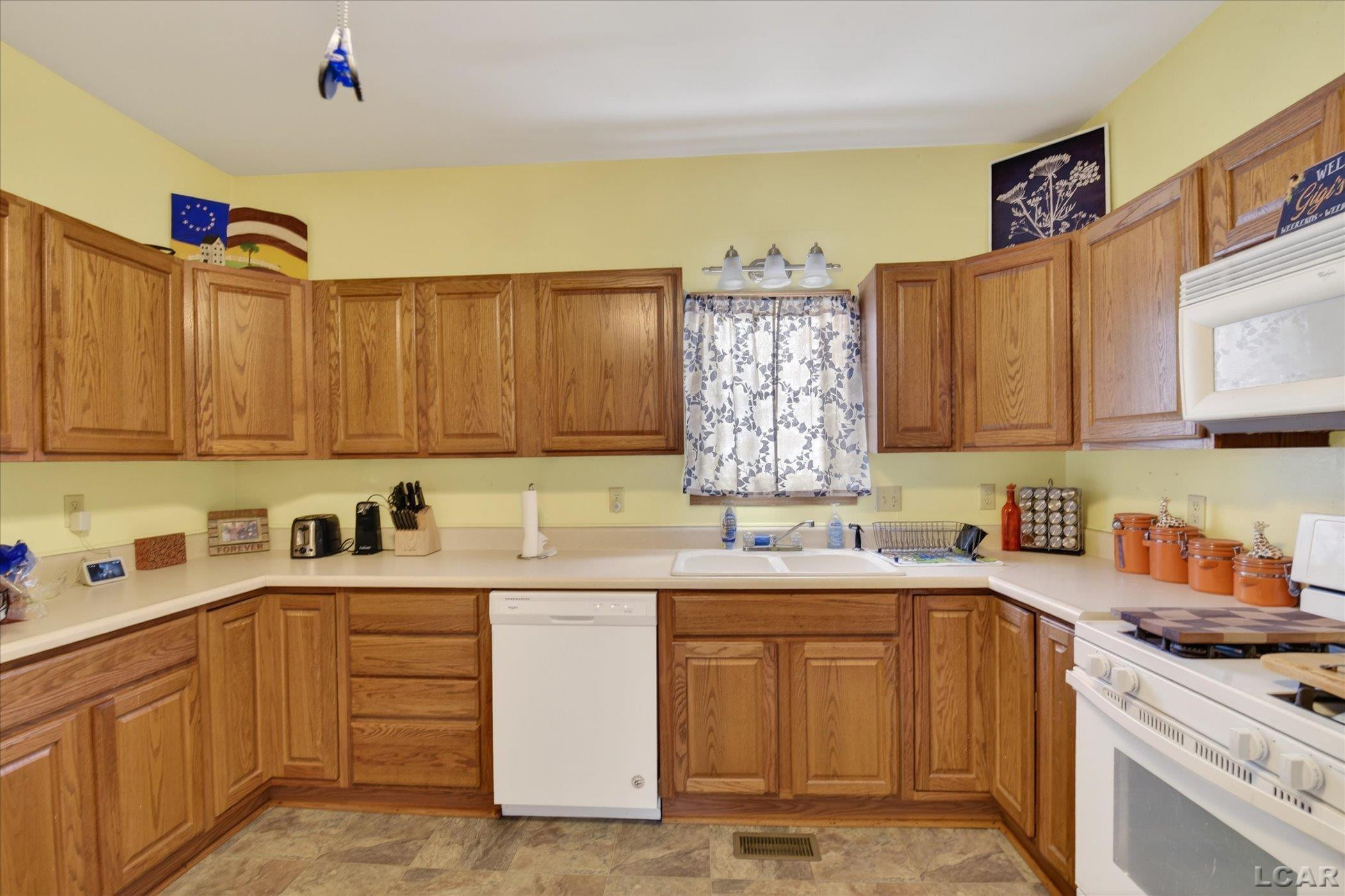 3641 State Street, Clayton, MI 49235 — Photo 11