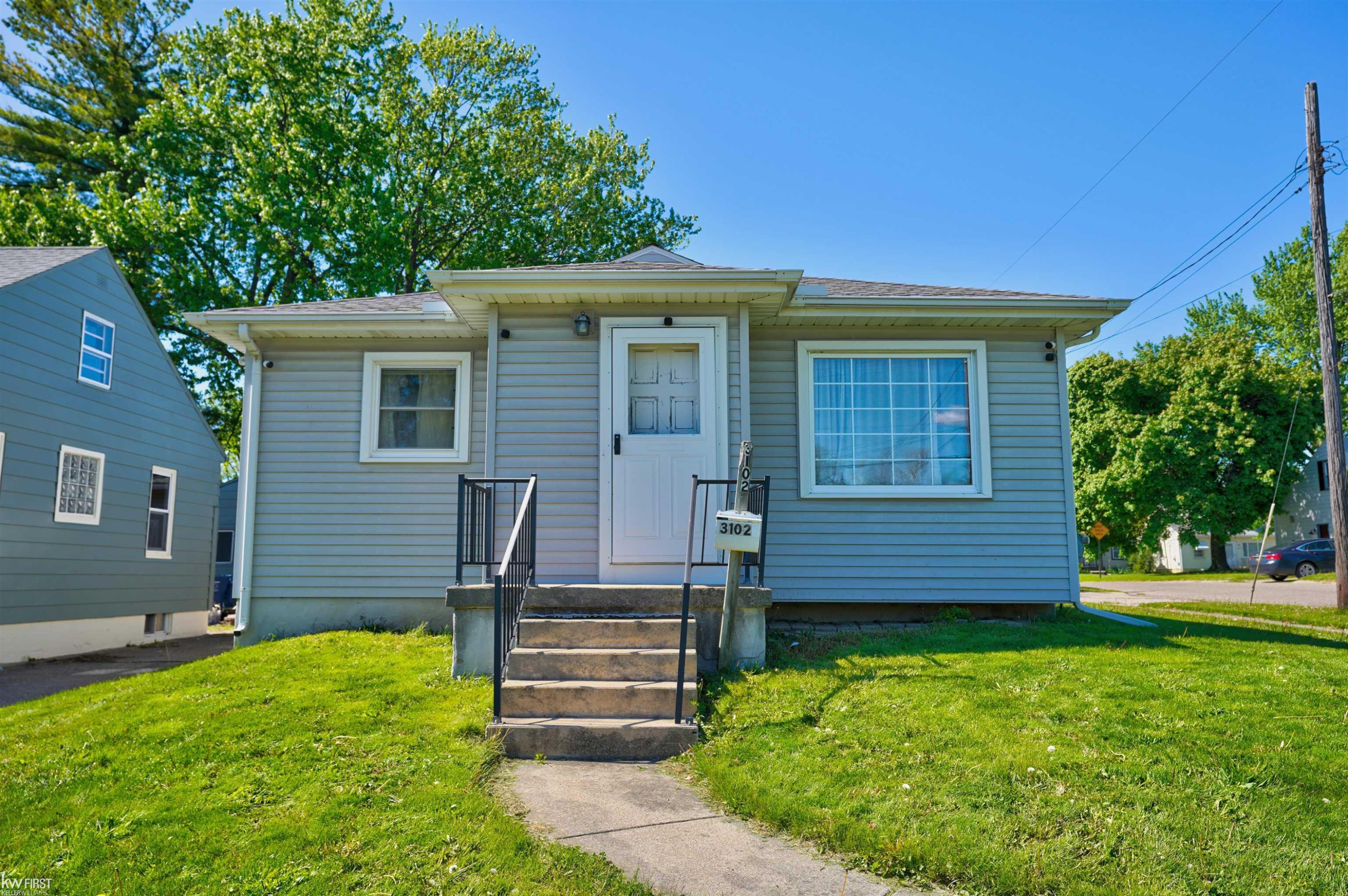3102 Yale Street, Flint, MI 48503