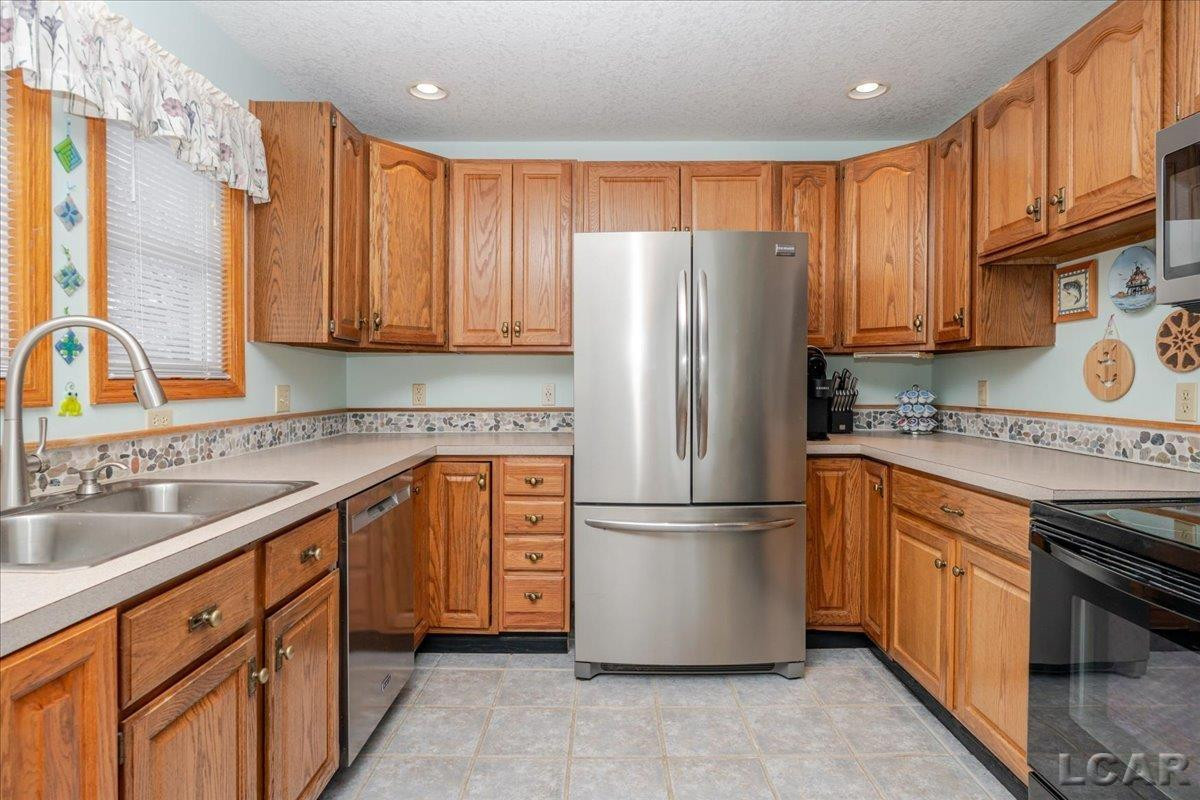 9920 W Ferndale Drive, Manitou Beach, MI 49253 — Photo 17