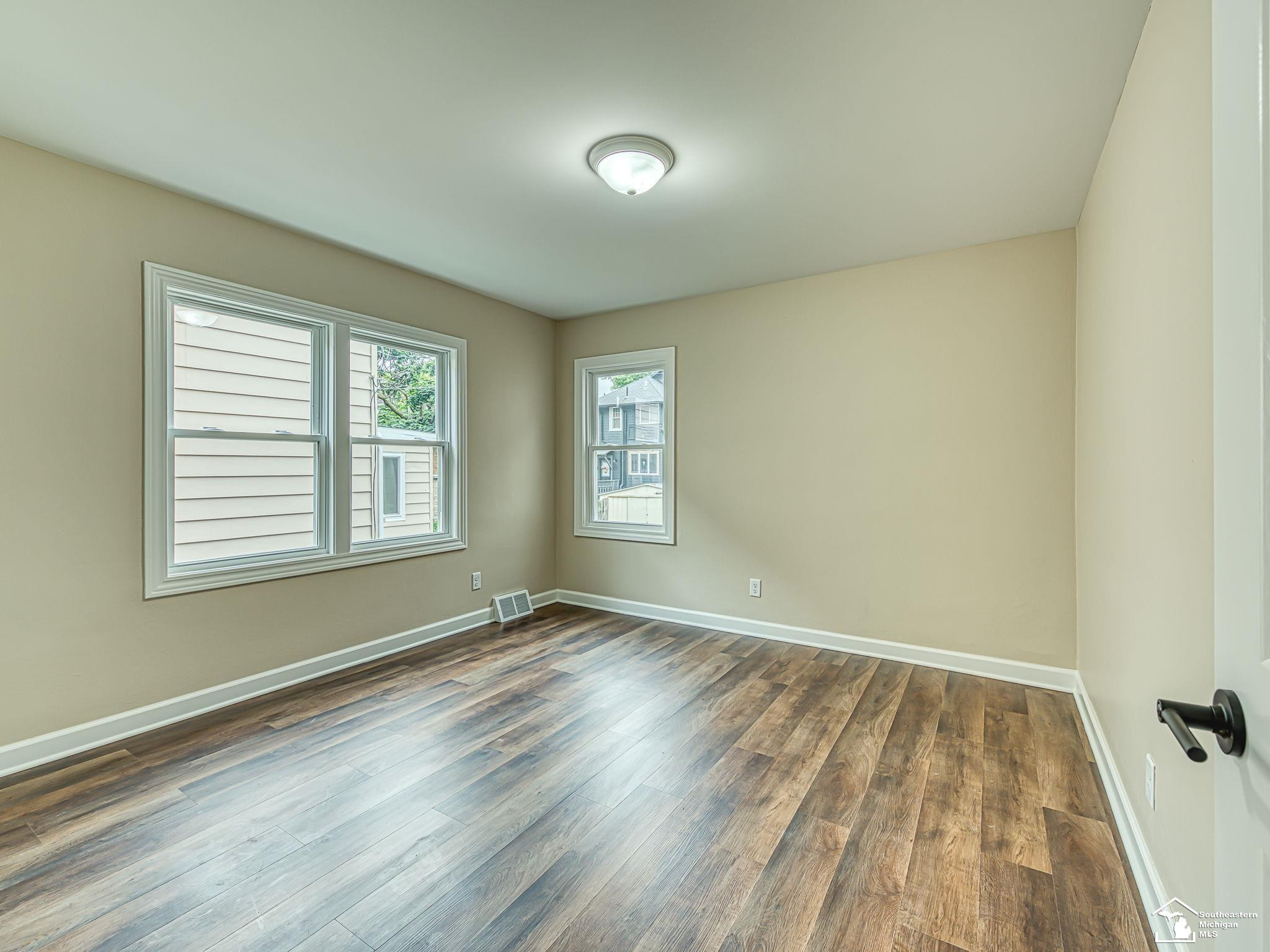 138 Tremont Street, Monroe, MI 48162 — Photo 17