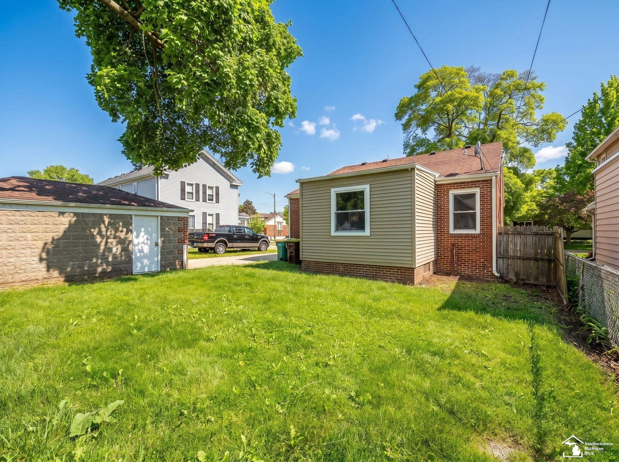 138 Tremont Street, Monroe, MI 48162 — Photo 37