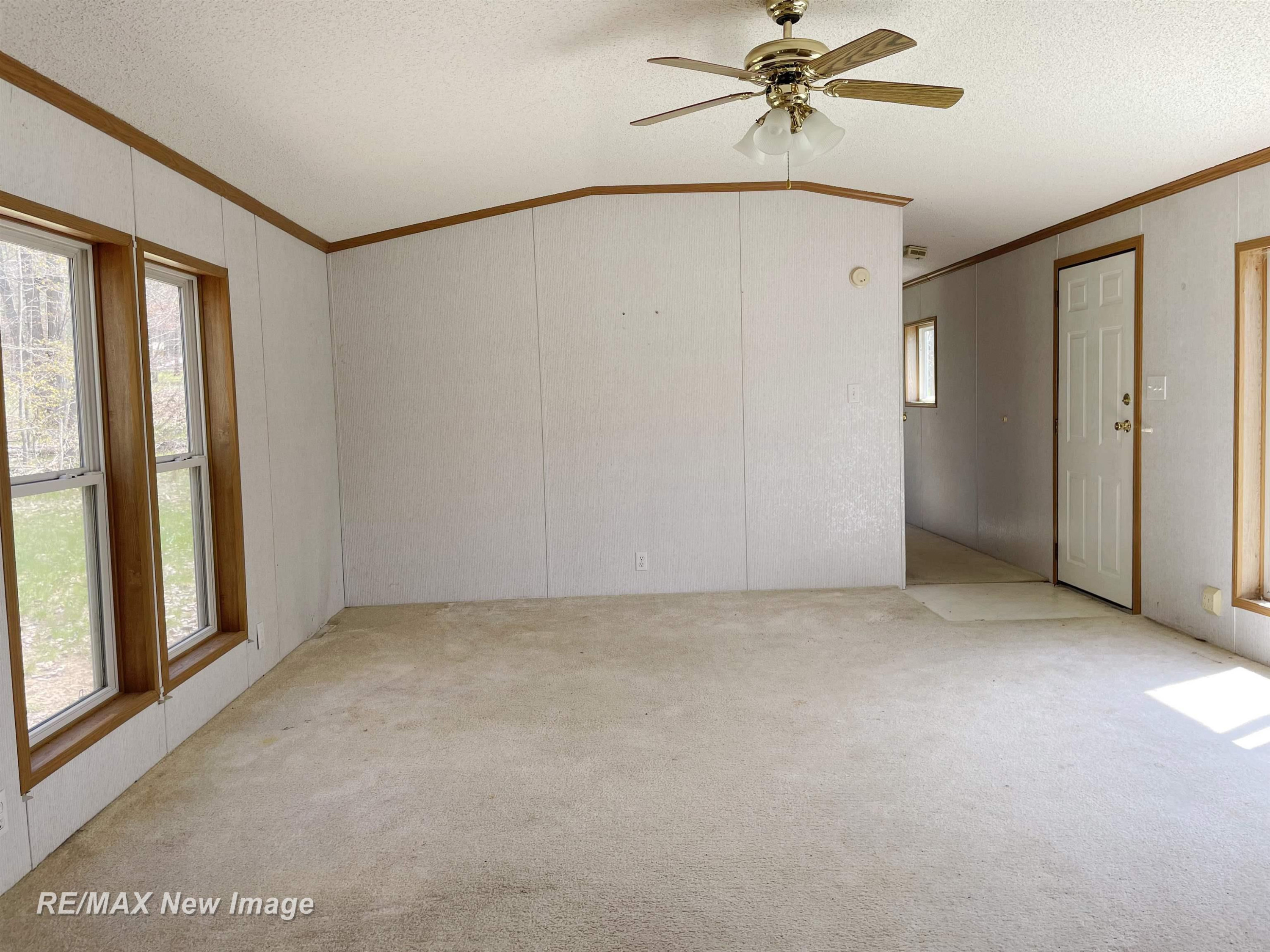 7100 Spring Lake Avenue, Lake, MI 48632 — Photo 7
