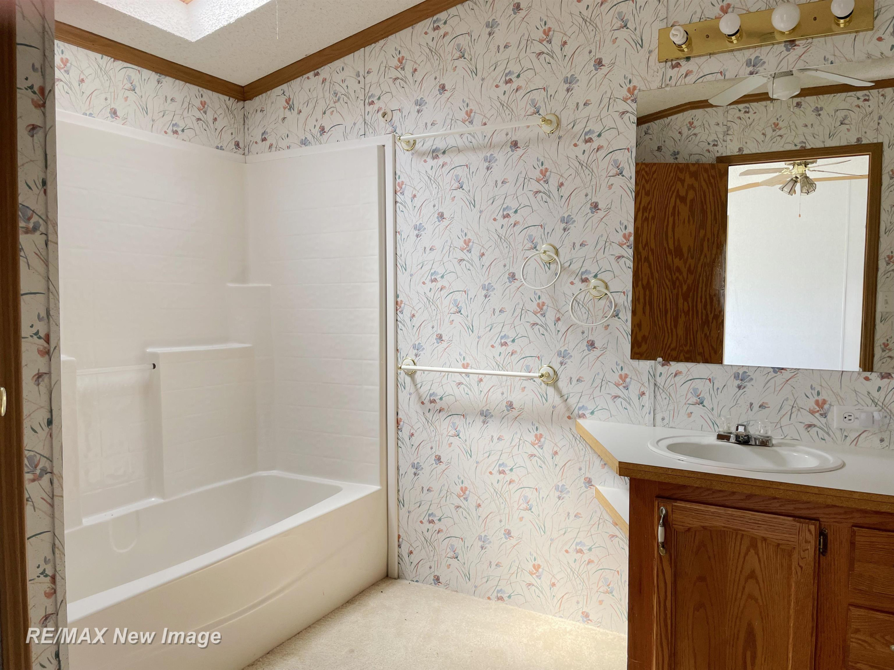 7100 Spring Lake Avenue, Lake, MI 48632 — Photo 10