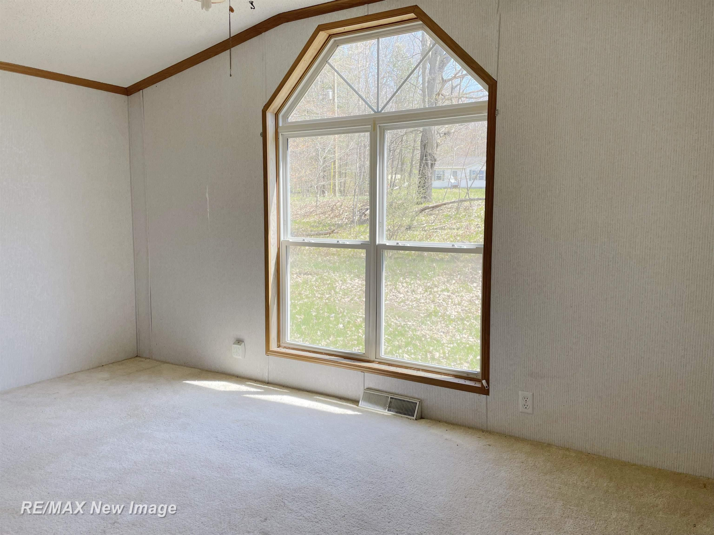7100 Spring Lake Avenue, Lake, MI 48632 — Photo 13