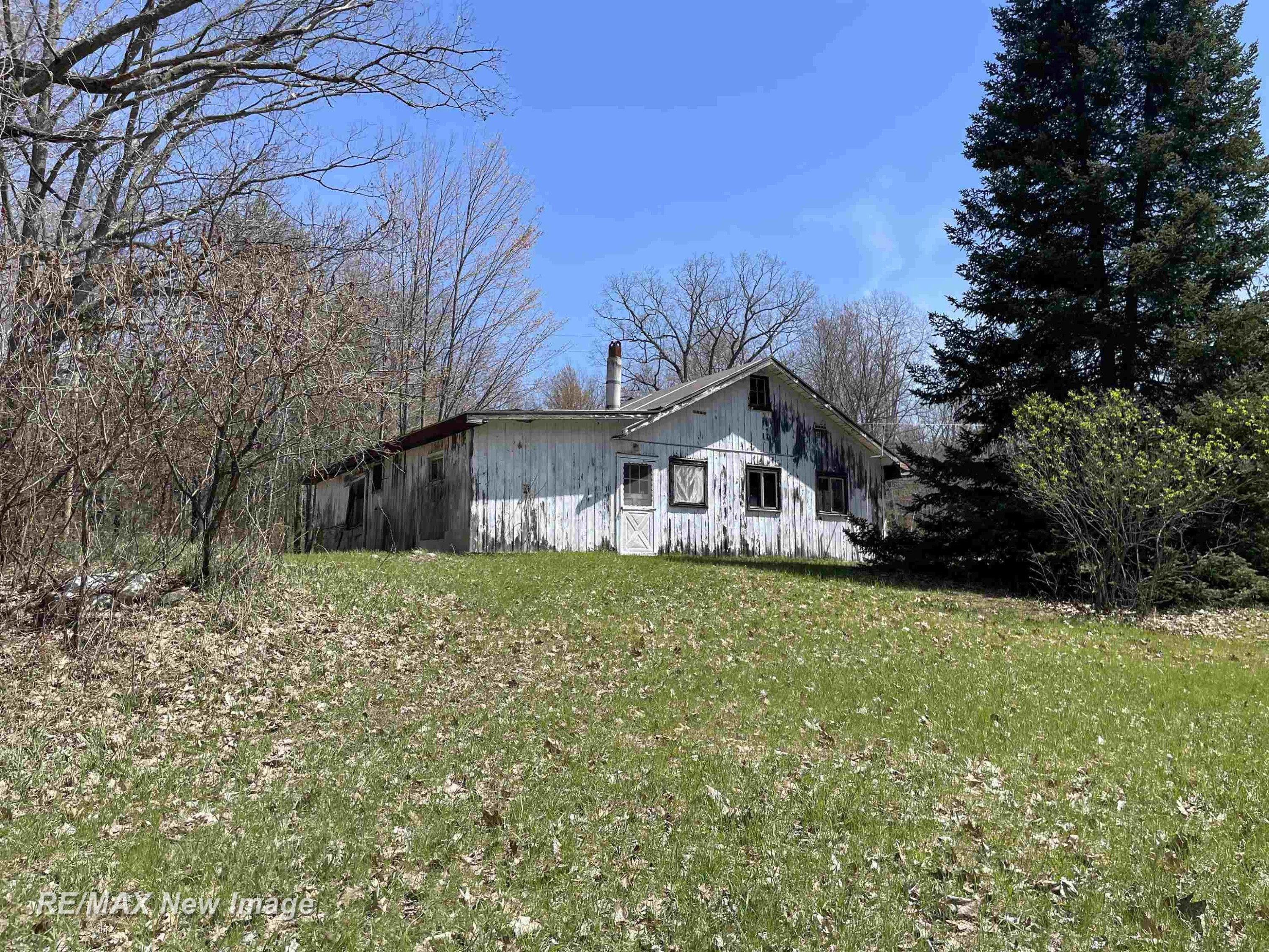 7100 Spring Lake Avenue, Lake, MI 48632 — Photo 15