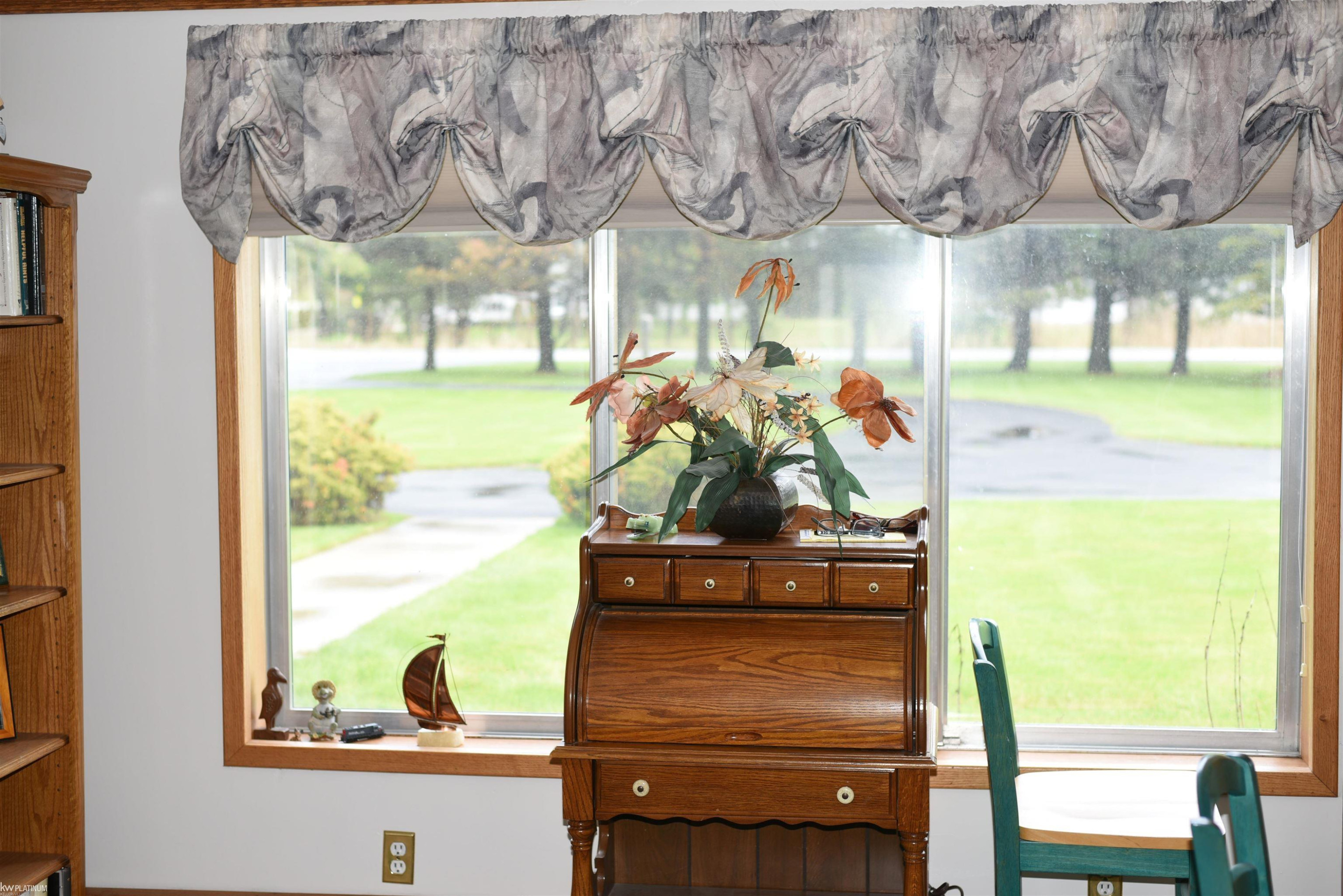 4761 Lapeer Road, Kimball, MI — Photo 9