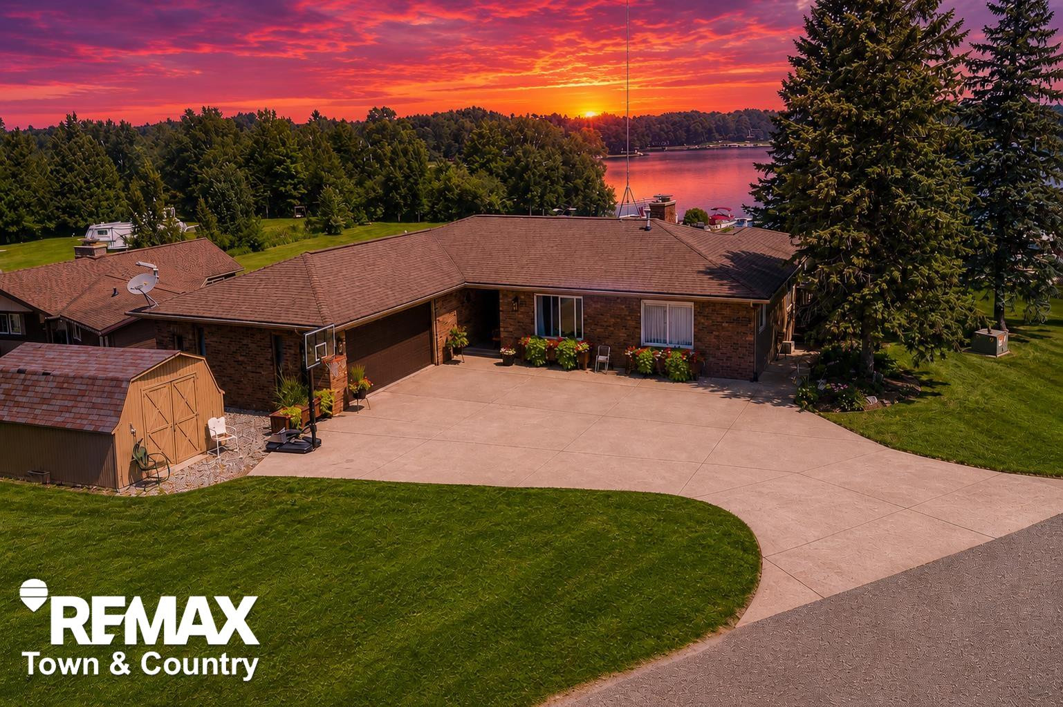 4564 Hamilton Way, Gladwin, MI 48624