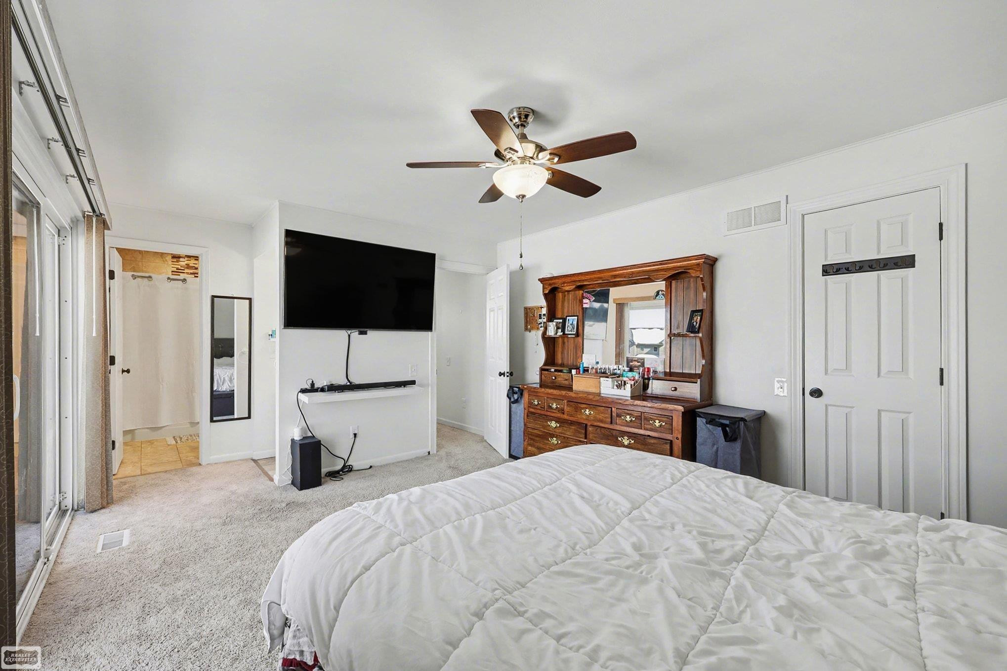 42545 Eldon Avenue, Clinton Twp, MI 48038 — Photo 13