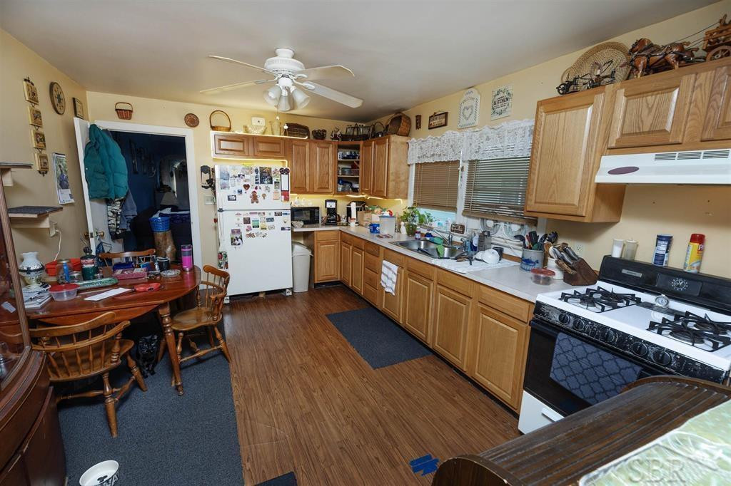807 N Woodbridge Street, Saginaw, MI 48602 — Photo 8
