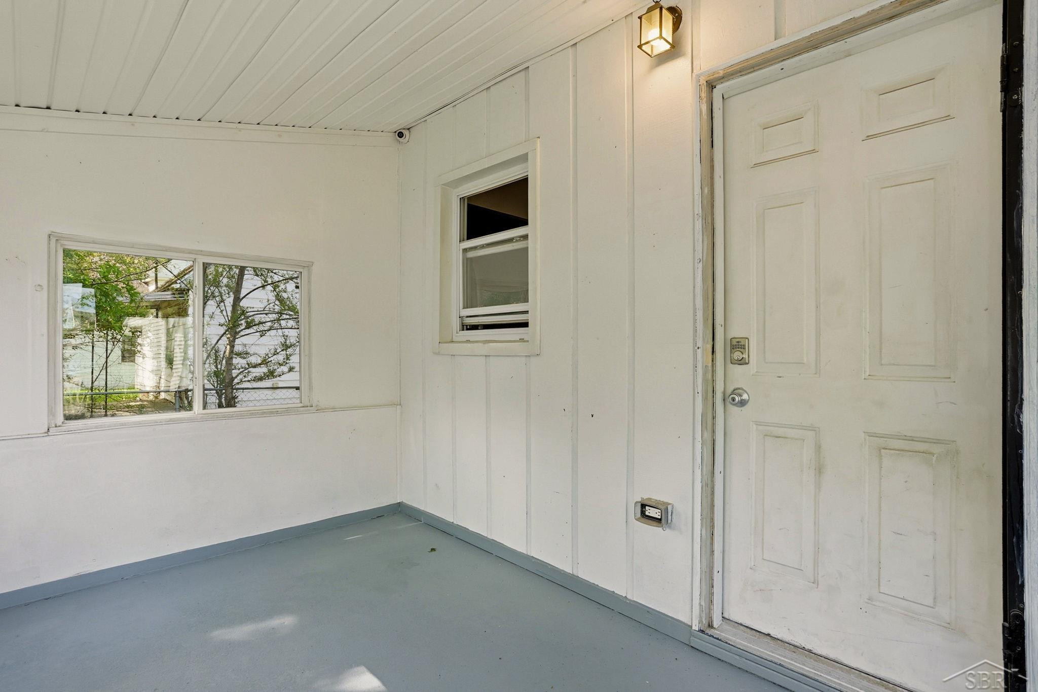 1922 Lowell Avenue, Saginaw, MI 48601 — Photo 17