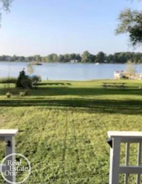 2100 Gray Park Drive, Lapeer, MI 48446 — Photo 3