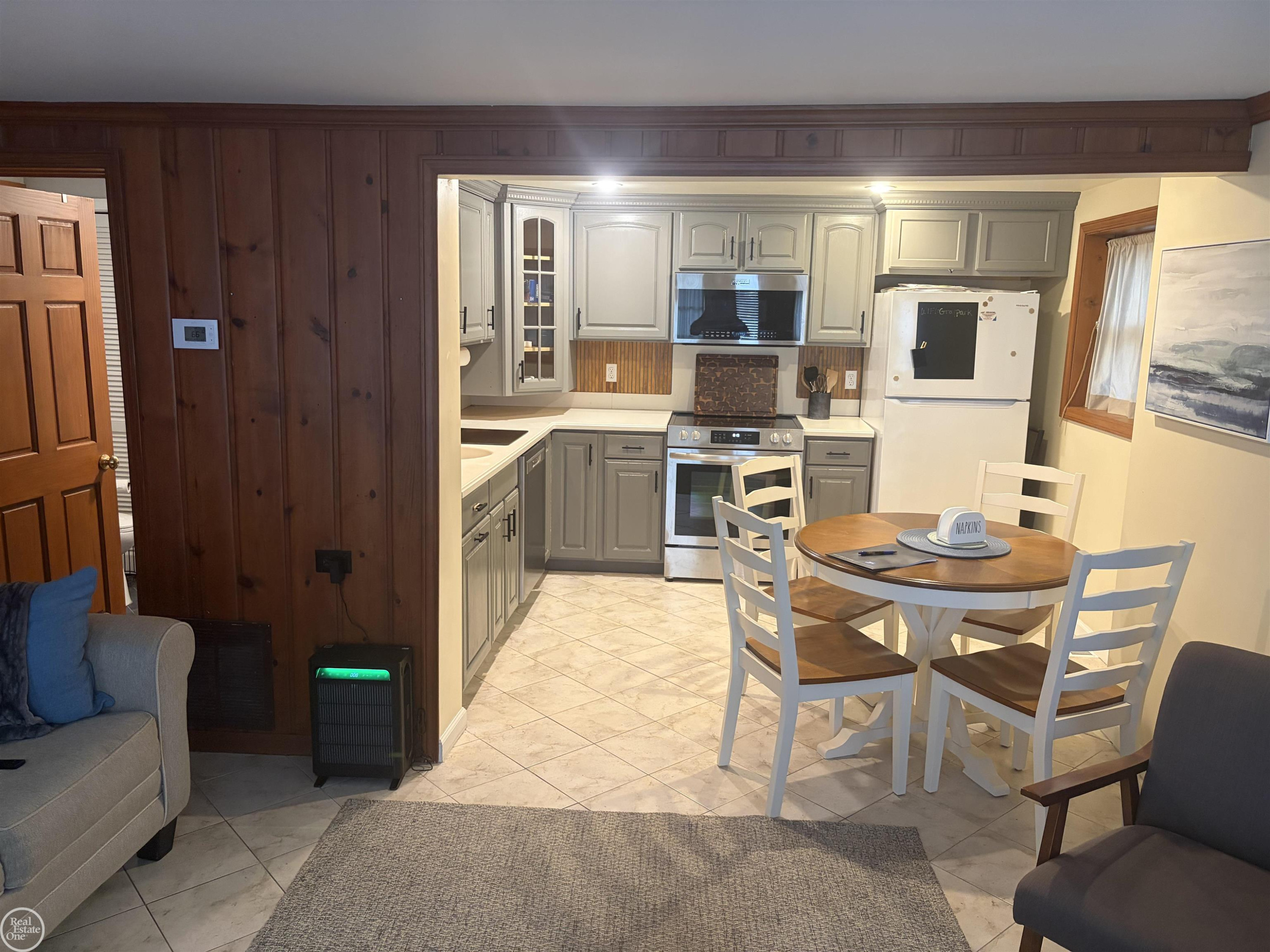 2100 Gray Park Drive, Lapeer, MI 48446 — Photo 7