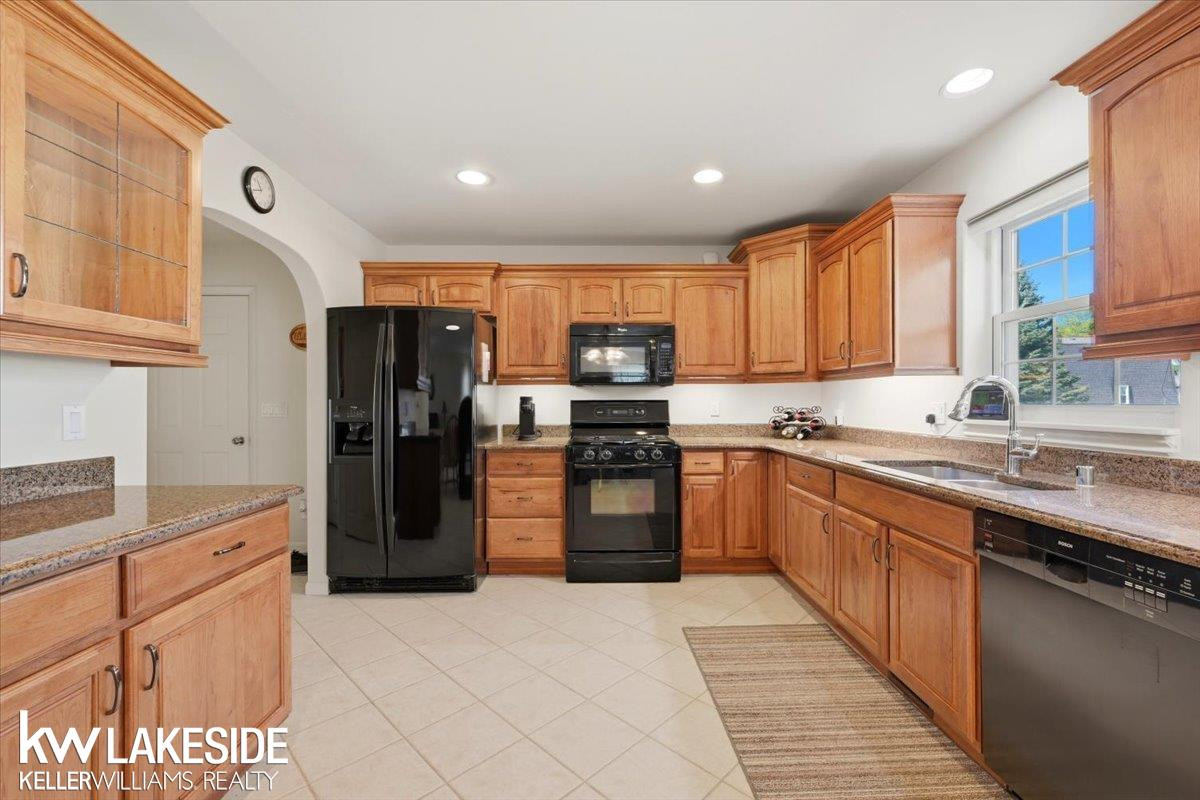 7080 Sax Street, MI 48028 — Photo 13
