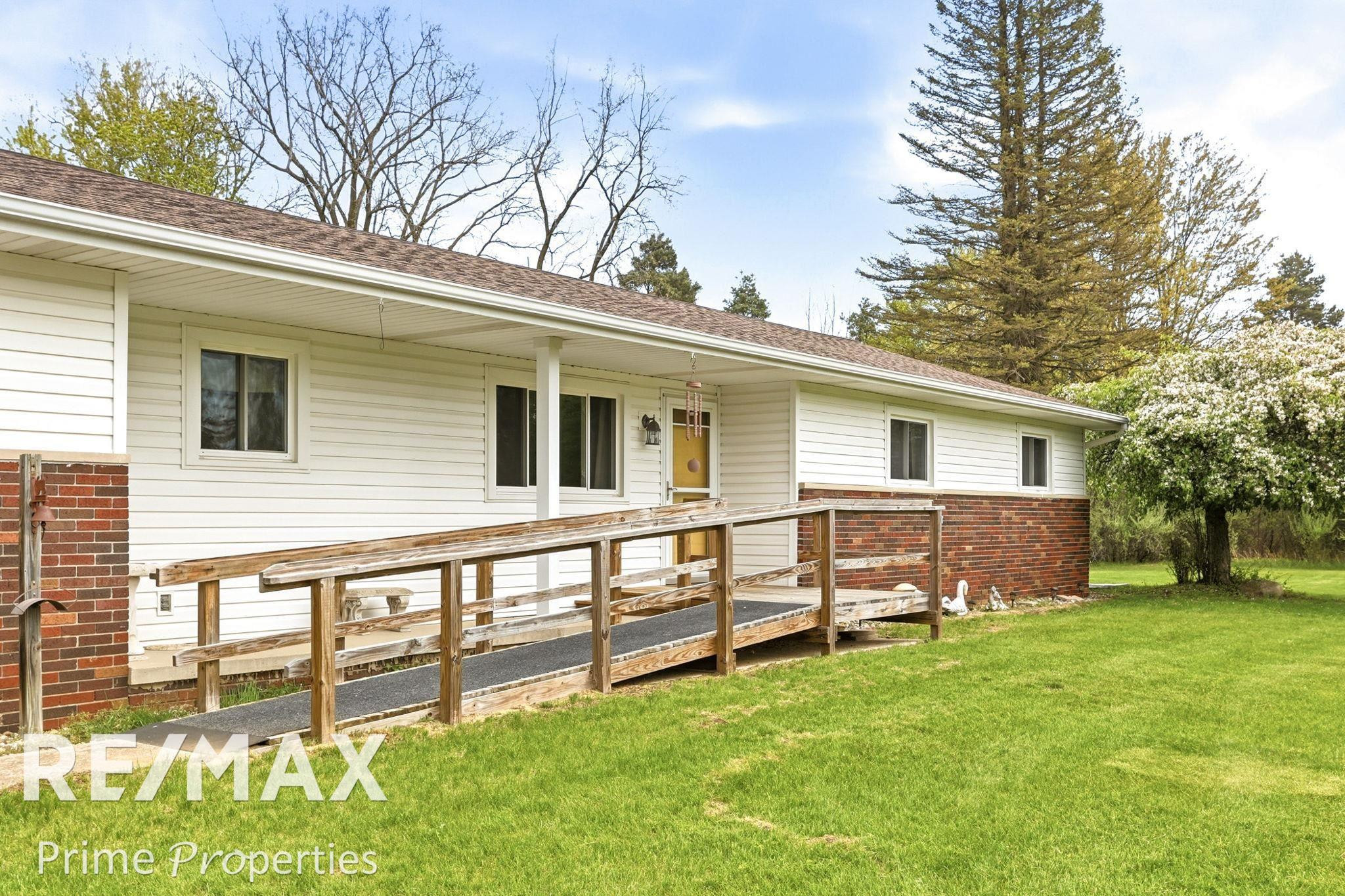 4301 Curtis Road, Birch Run, MI 48415 — Photo 5