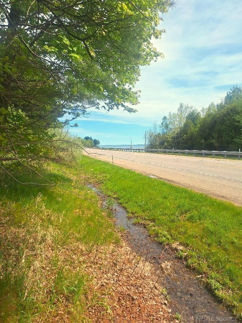 Parcel 2 Lakeshore Road, MI — Photo 4